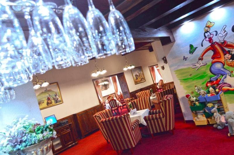 Hotel ZÁMOCKÁ KORUNA u Hoffera