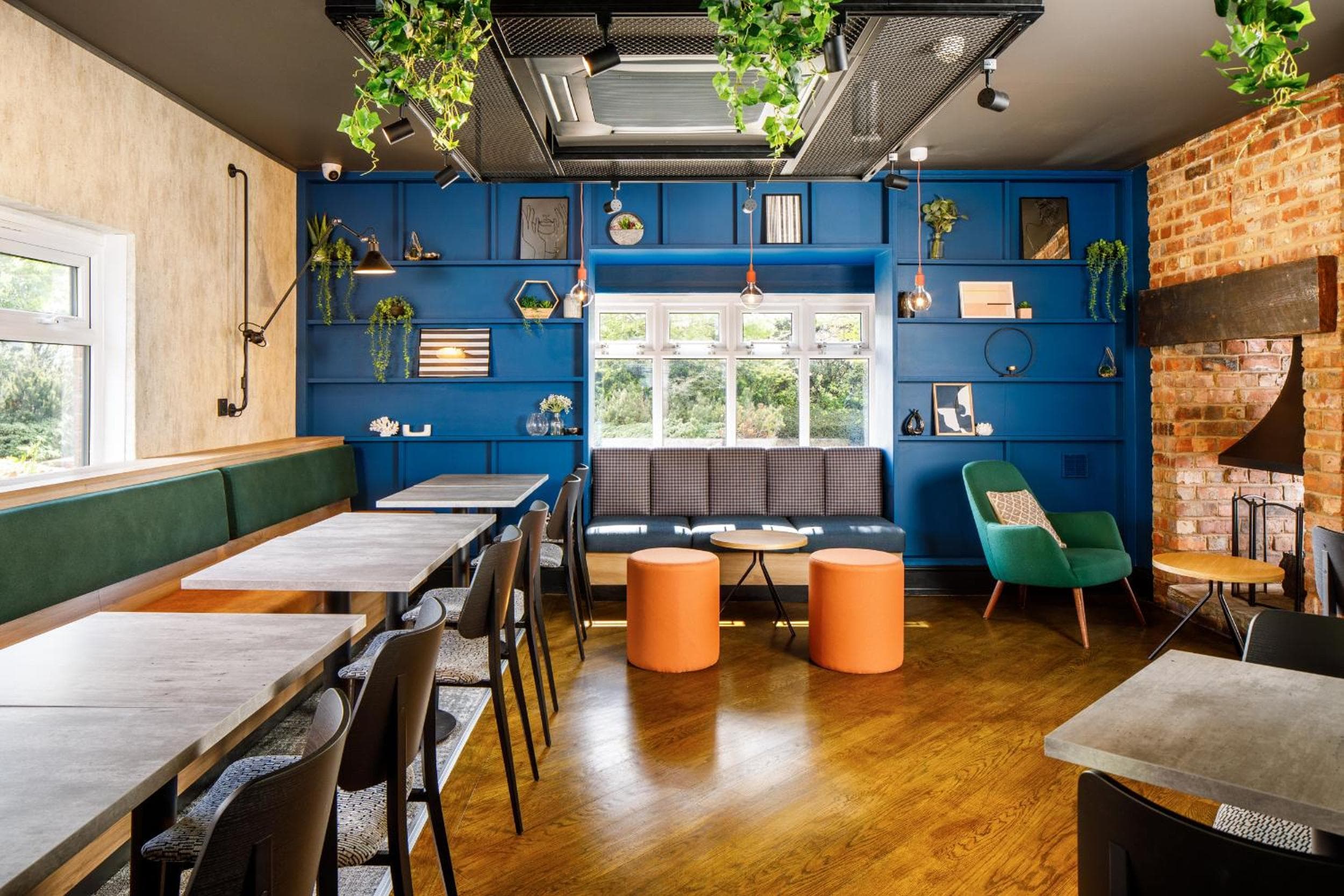 IBIS Wakefield East-Castleford, M62 J31