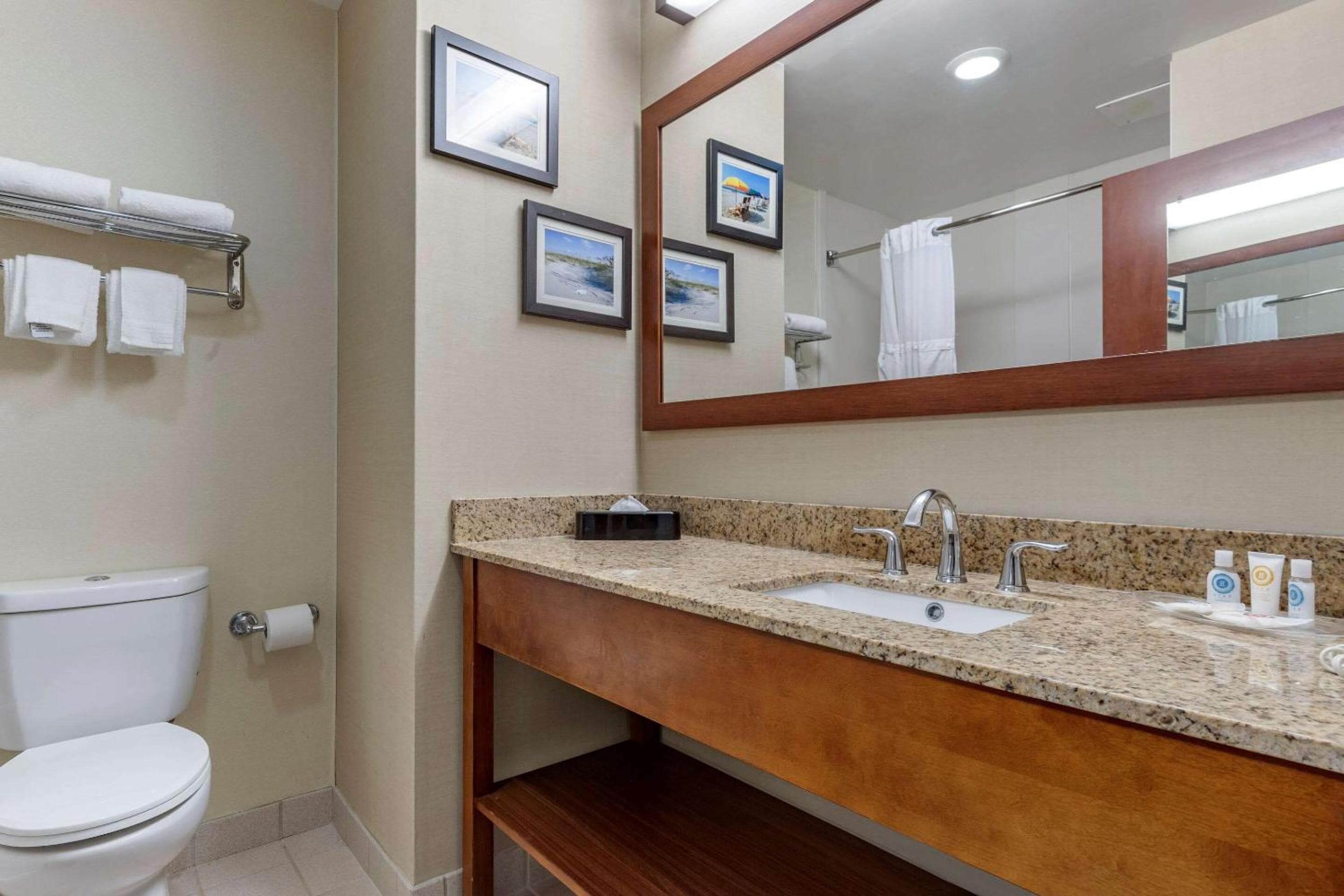 Comfort Suites Myrtle Beach Central
