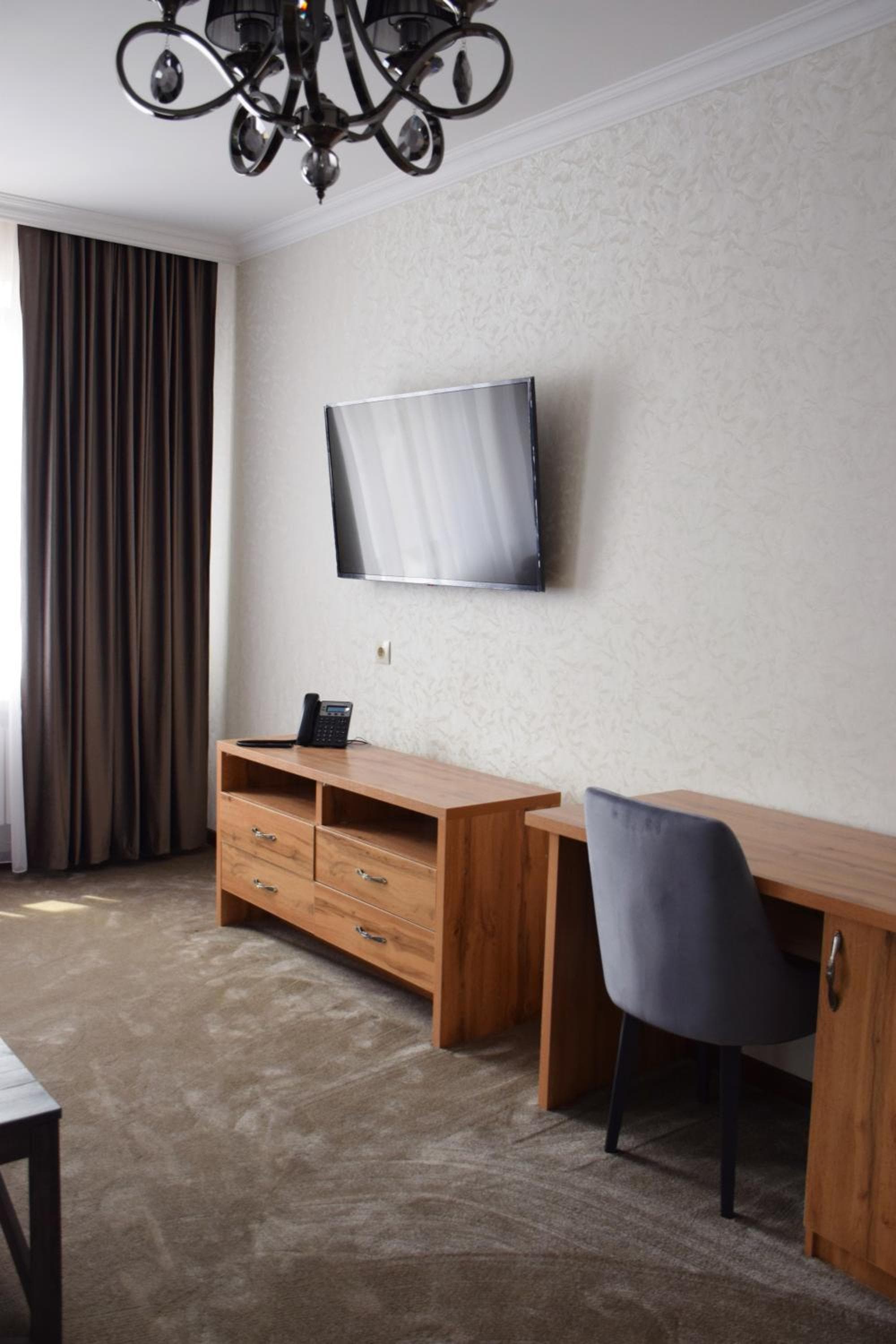 MirOtel Hotel