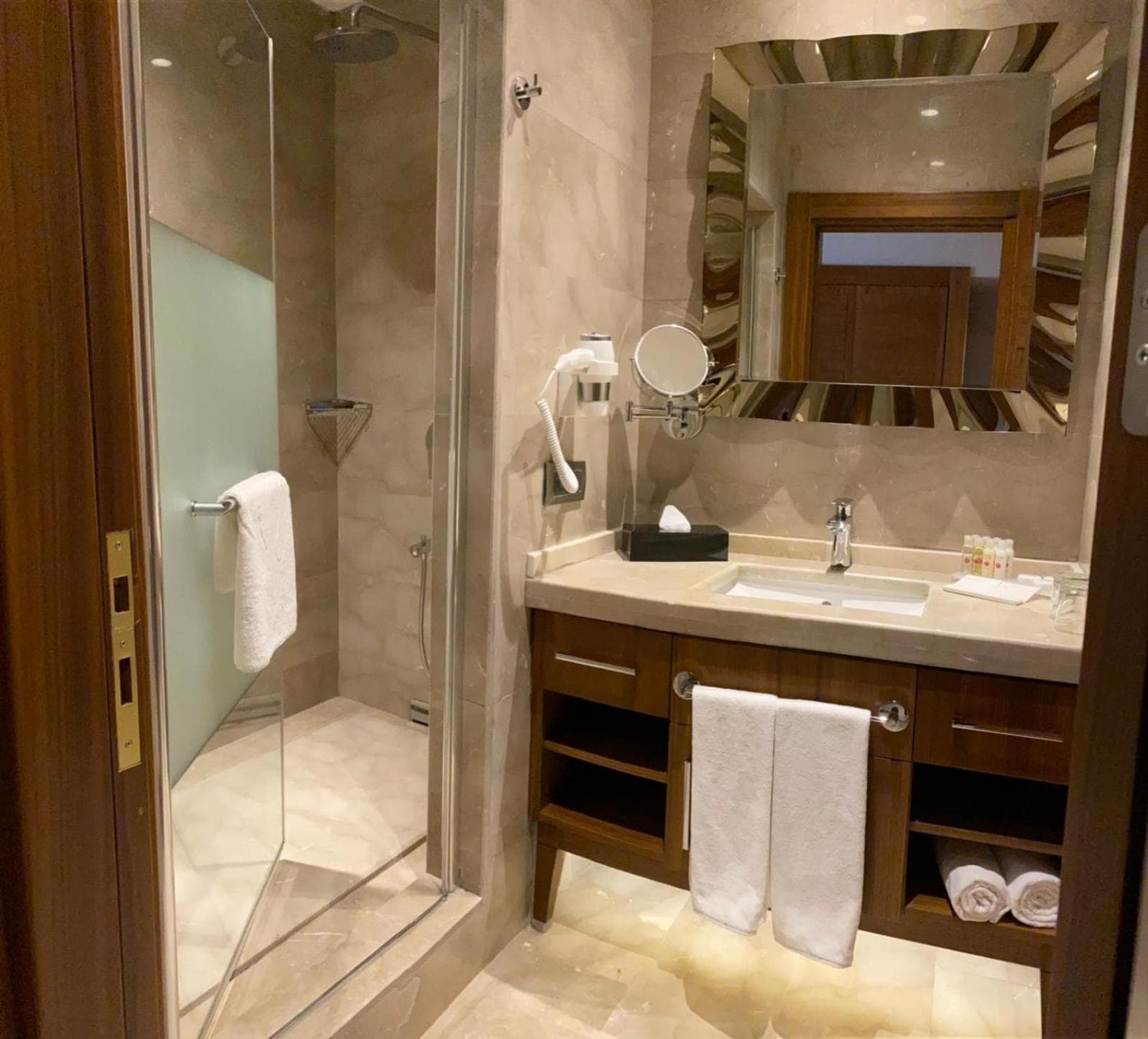 Days Hotel by Wyndham Istanbul Maltepe