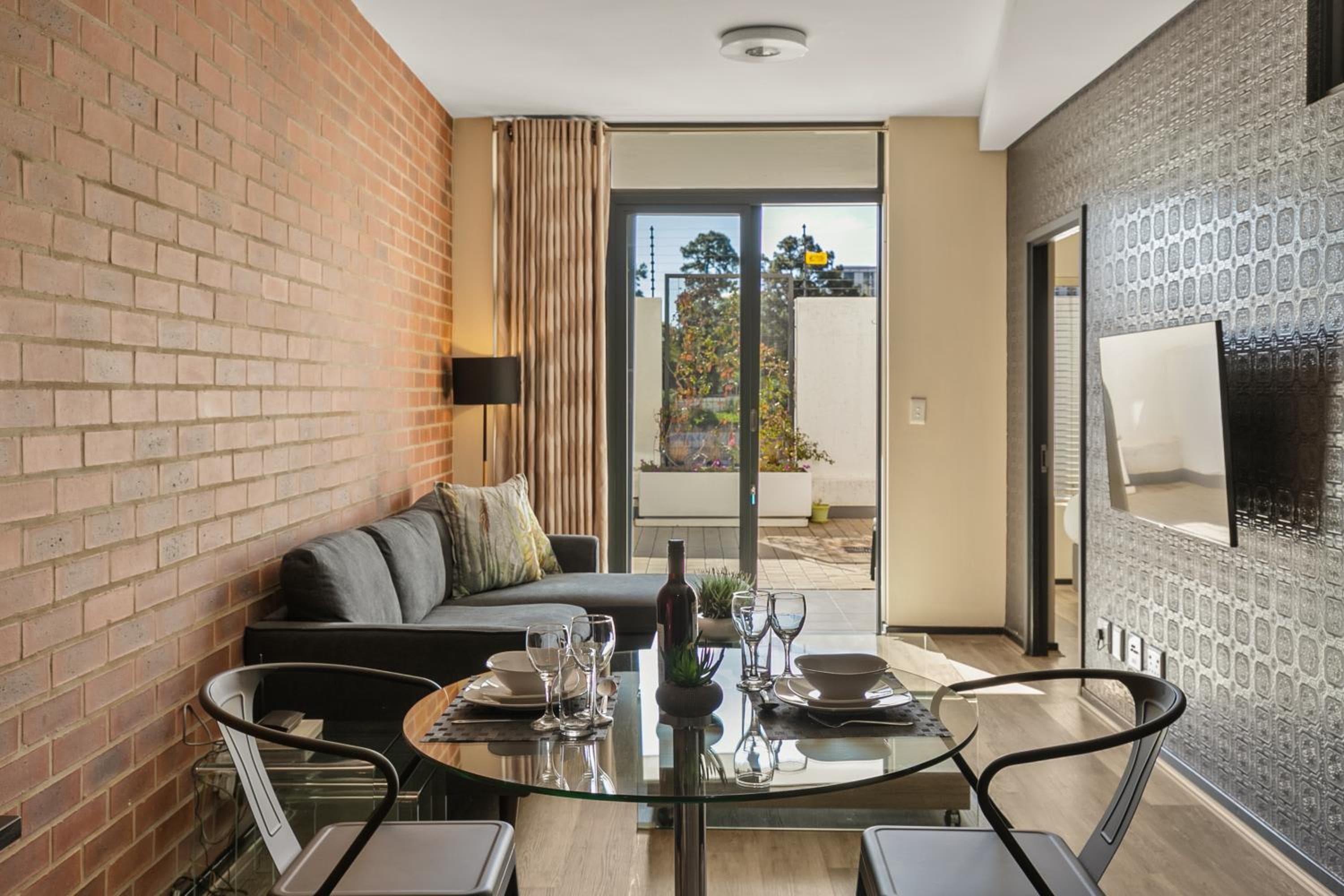 Easy Stay - The Vantage Rosebank