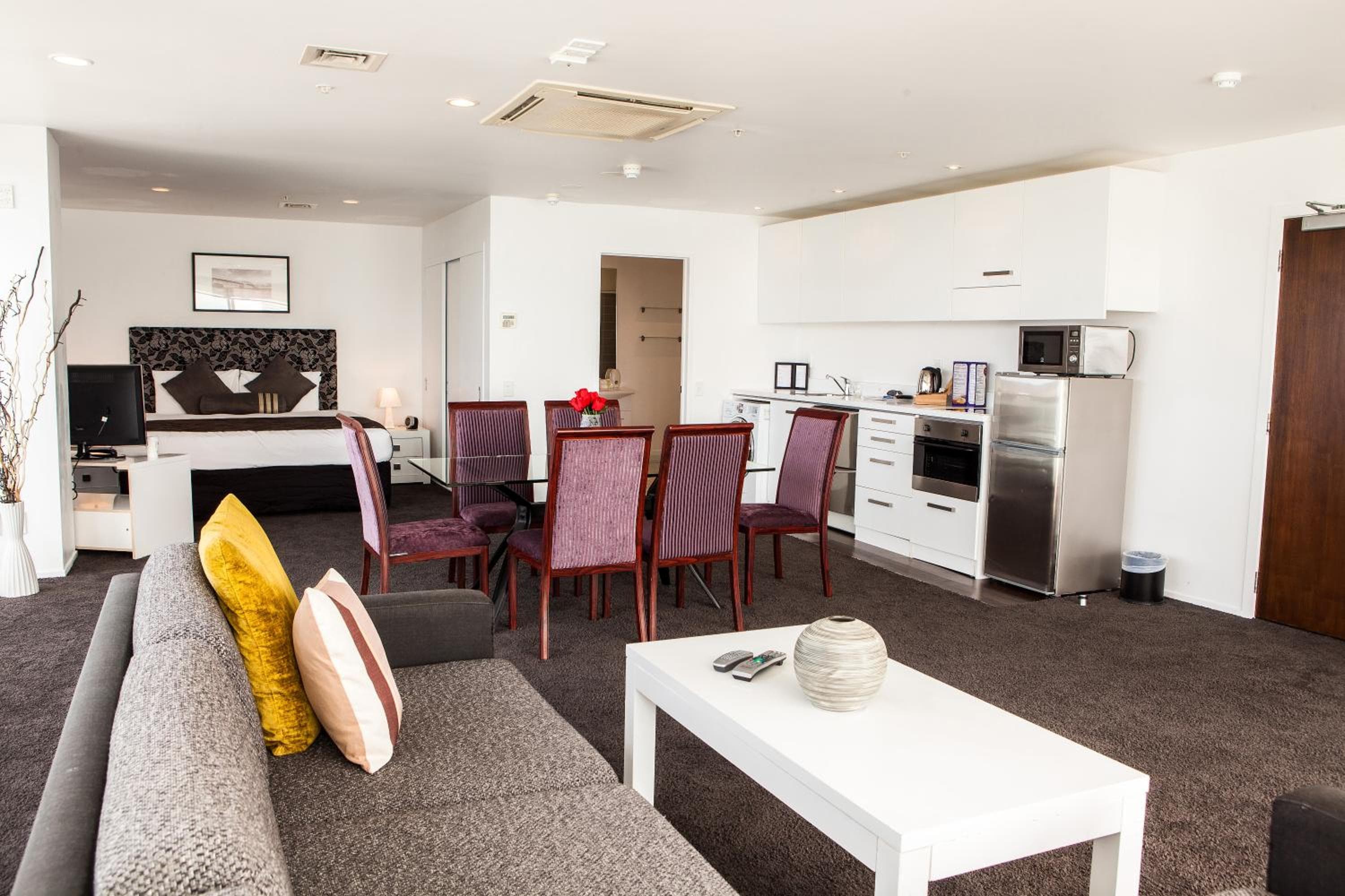 The Quadrant Hotel & Suites