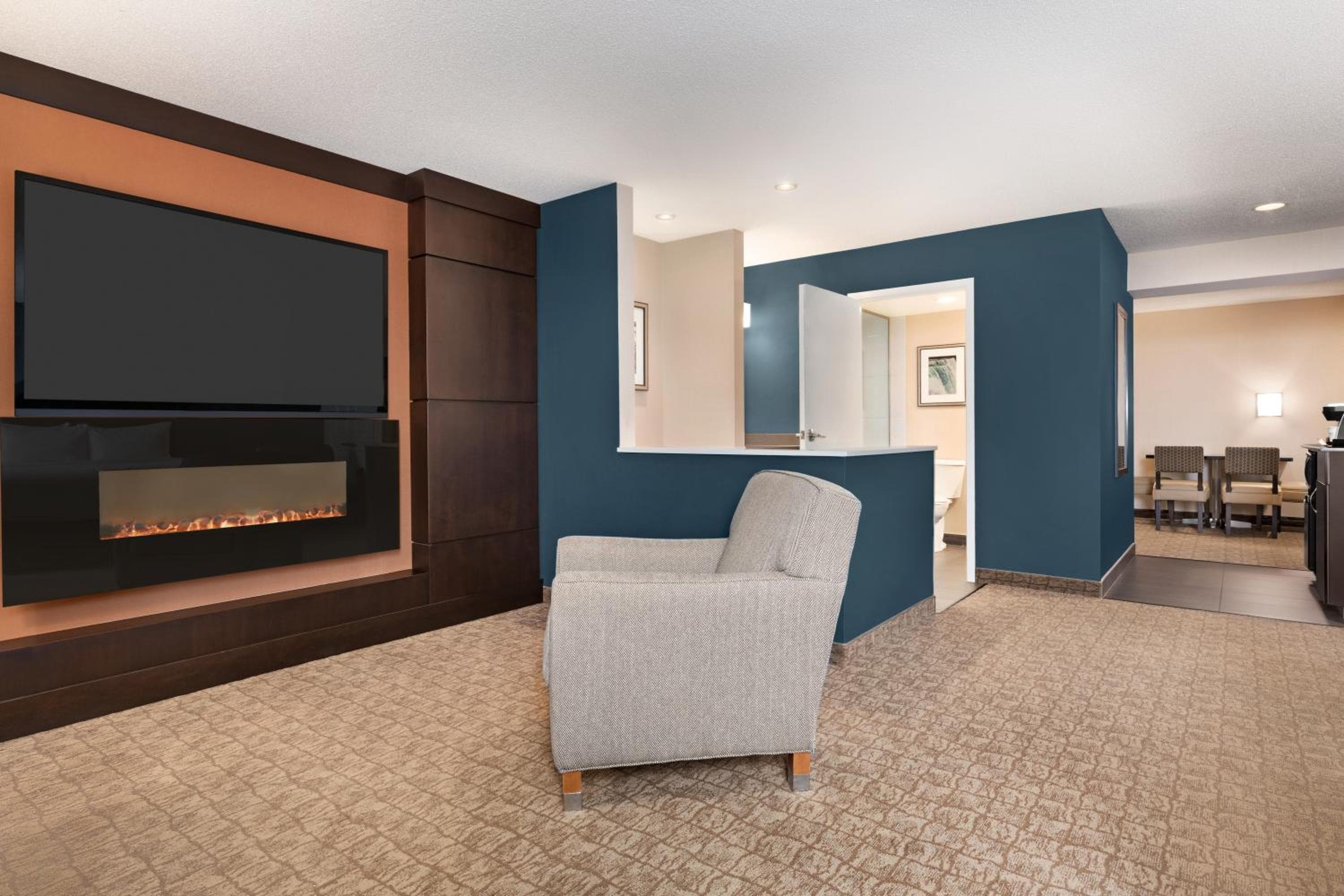 Wyndham Garden Niagara Falls Fallsview