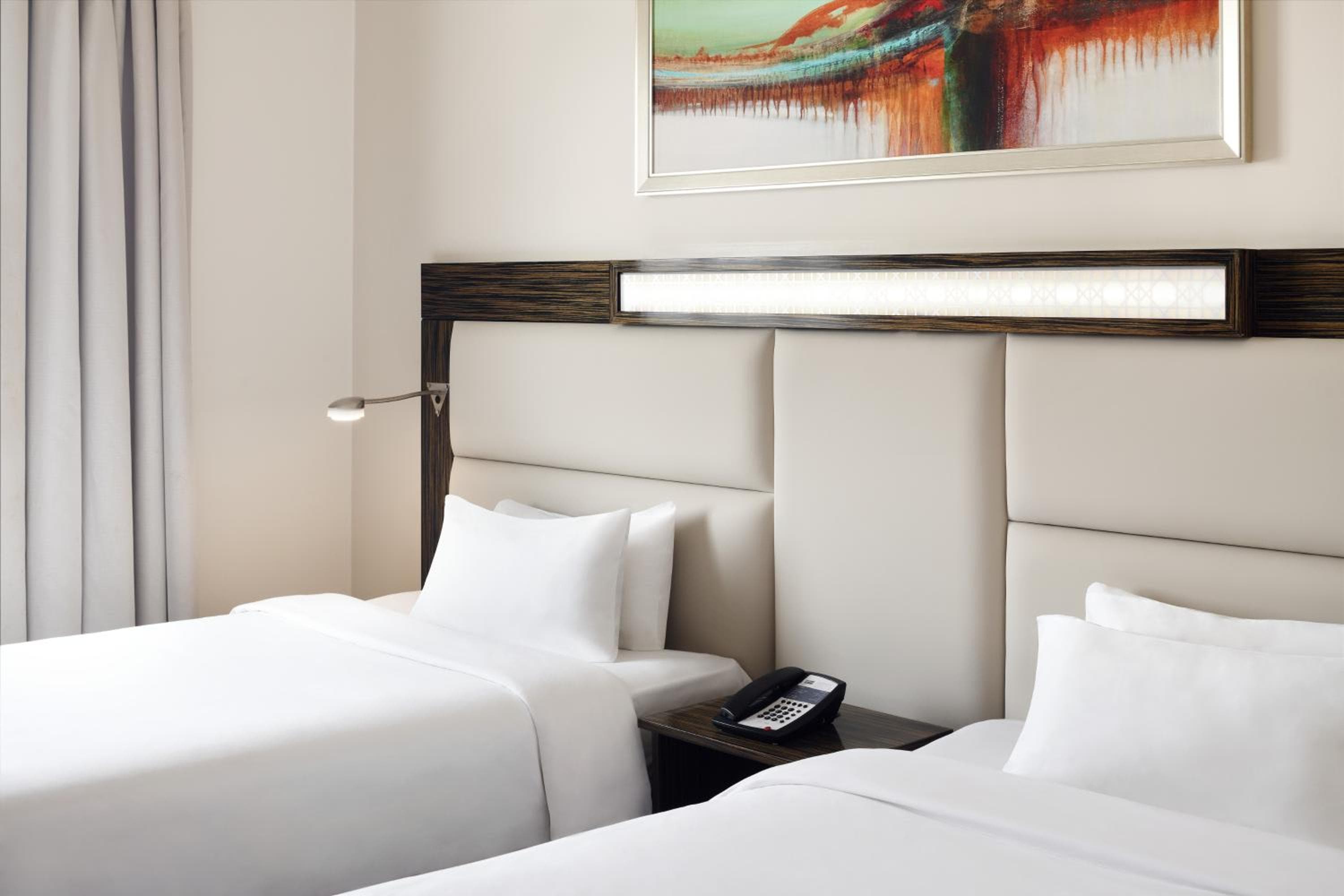 Holiday Inn Express Dubai Internet City by IHG