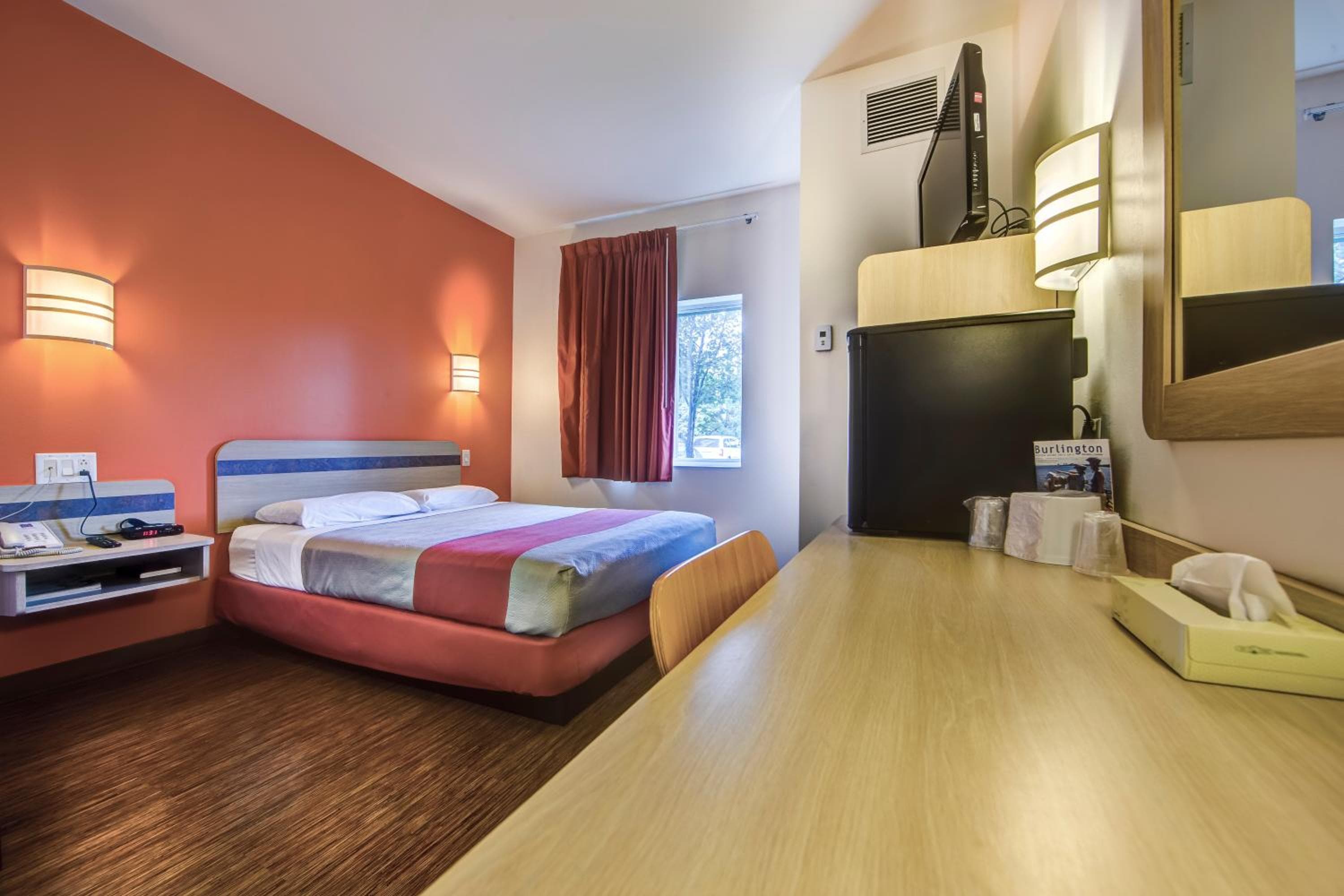 Motel 6-Burlington, ON - Toronto West - Oakville
