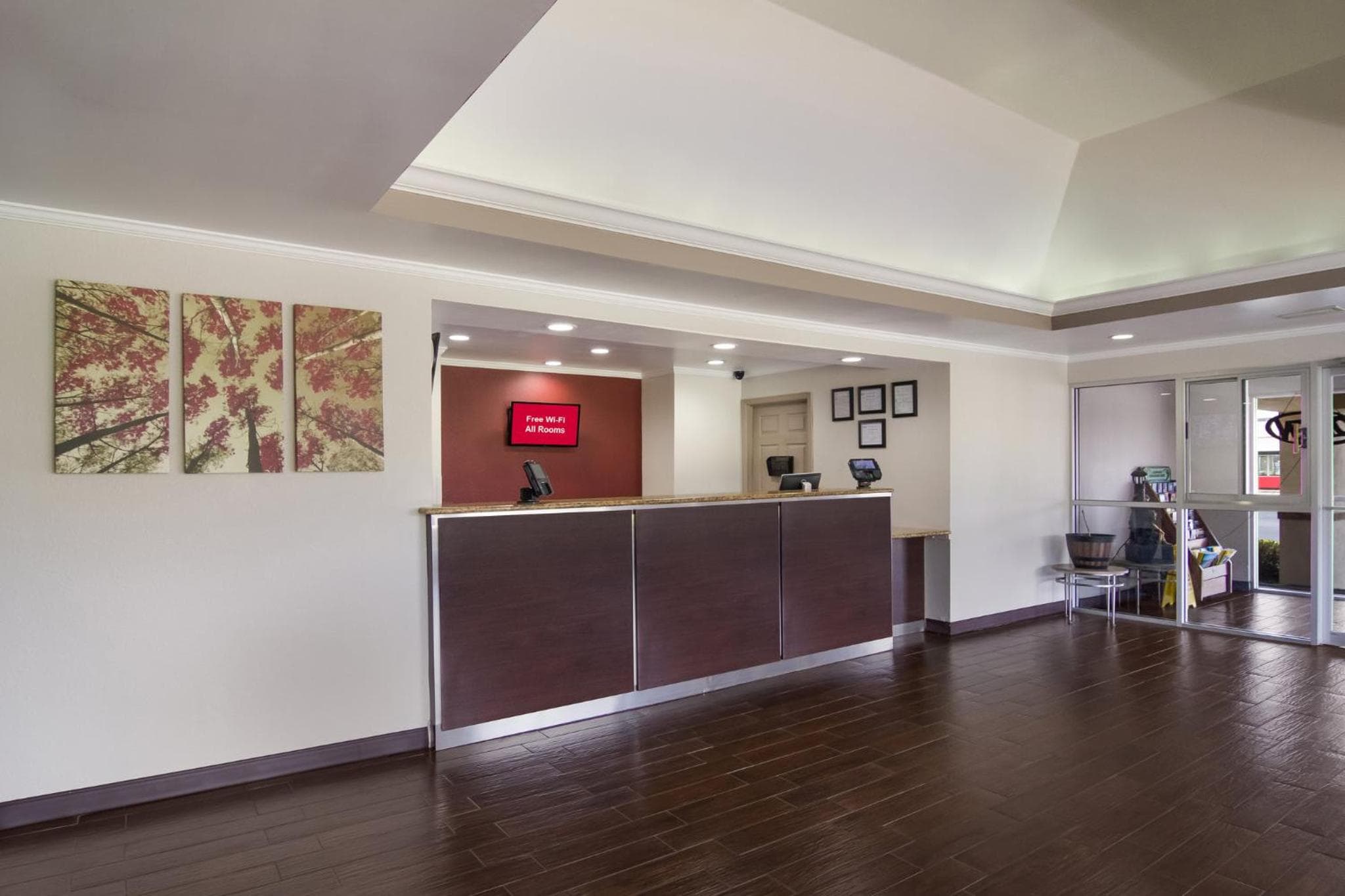 Red Roof Inn & Suites Brunswick I-95
