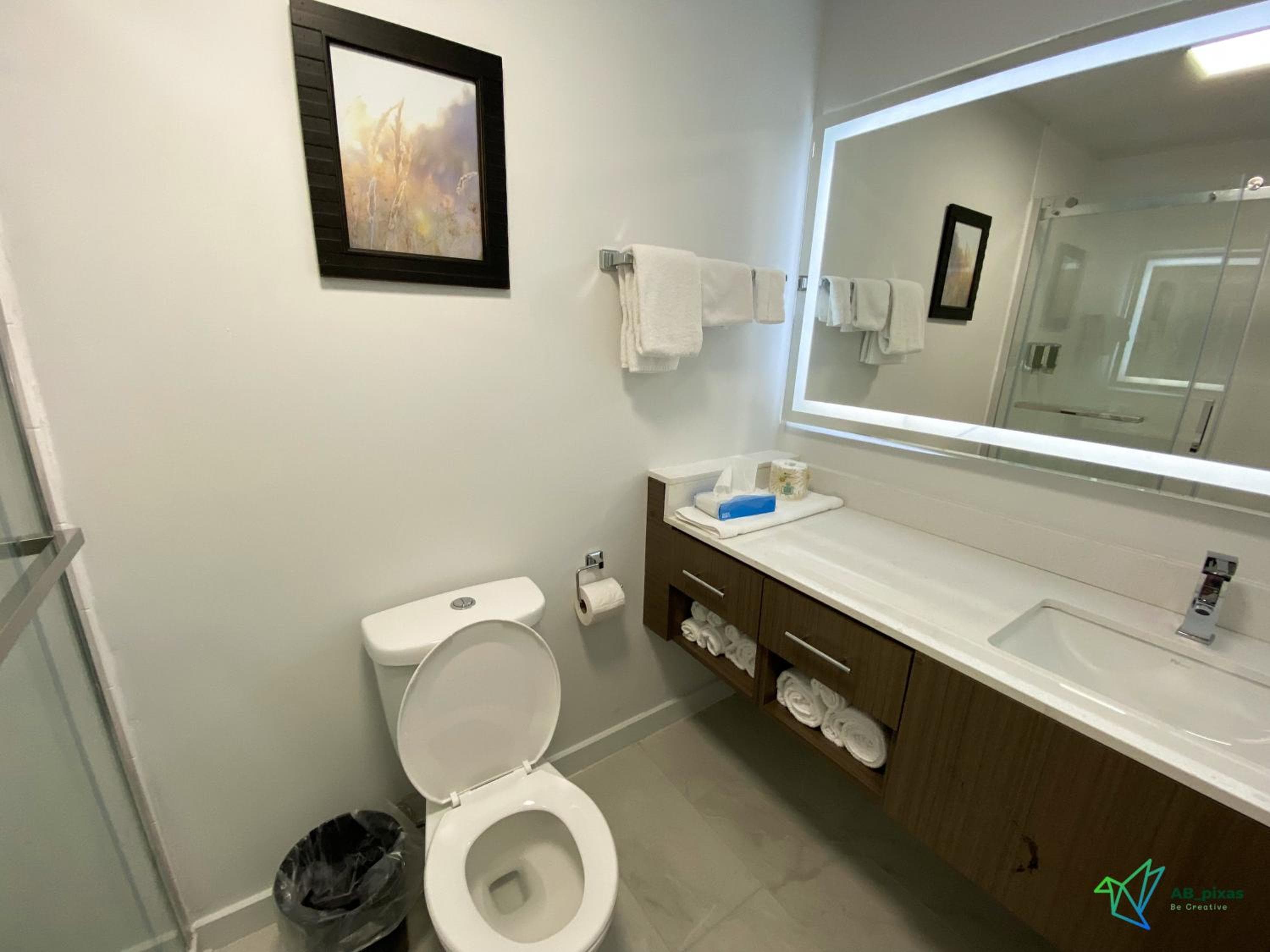 Glengarry Extended Stays