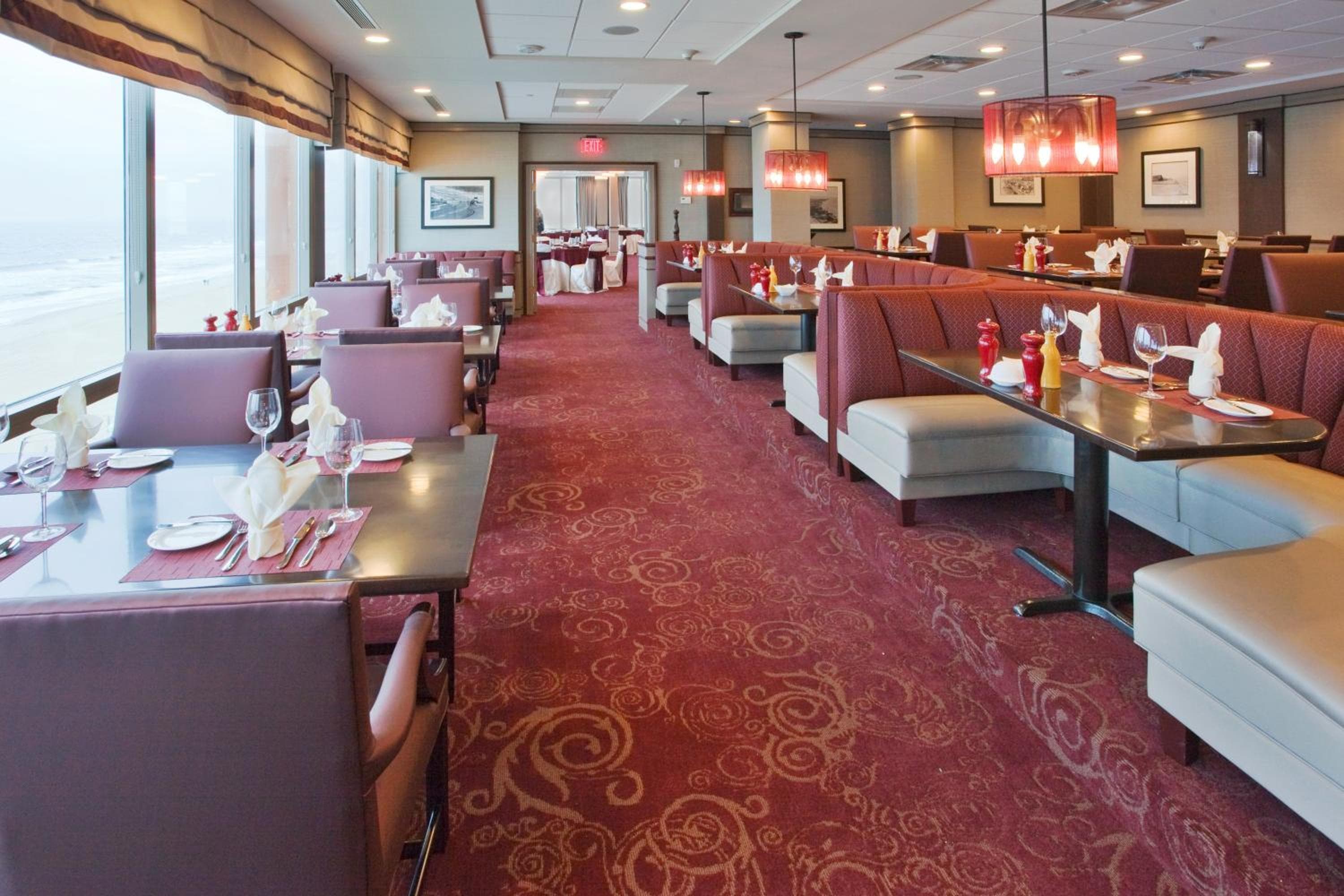 Holiday Inn & Suites Virginia Beach - North Beach by IHG