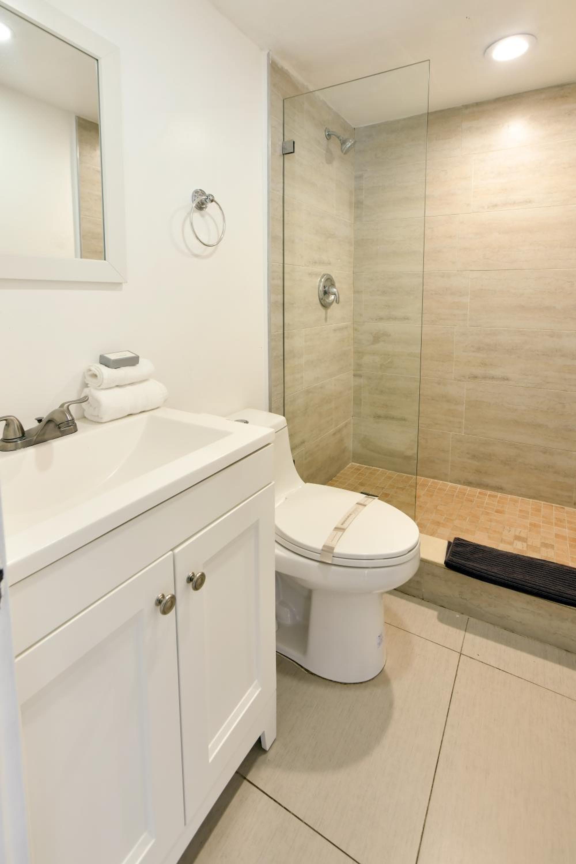 Designer River View Apartments
