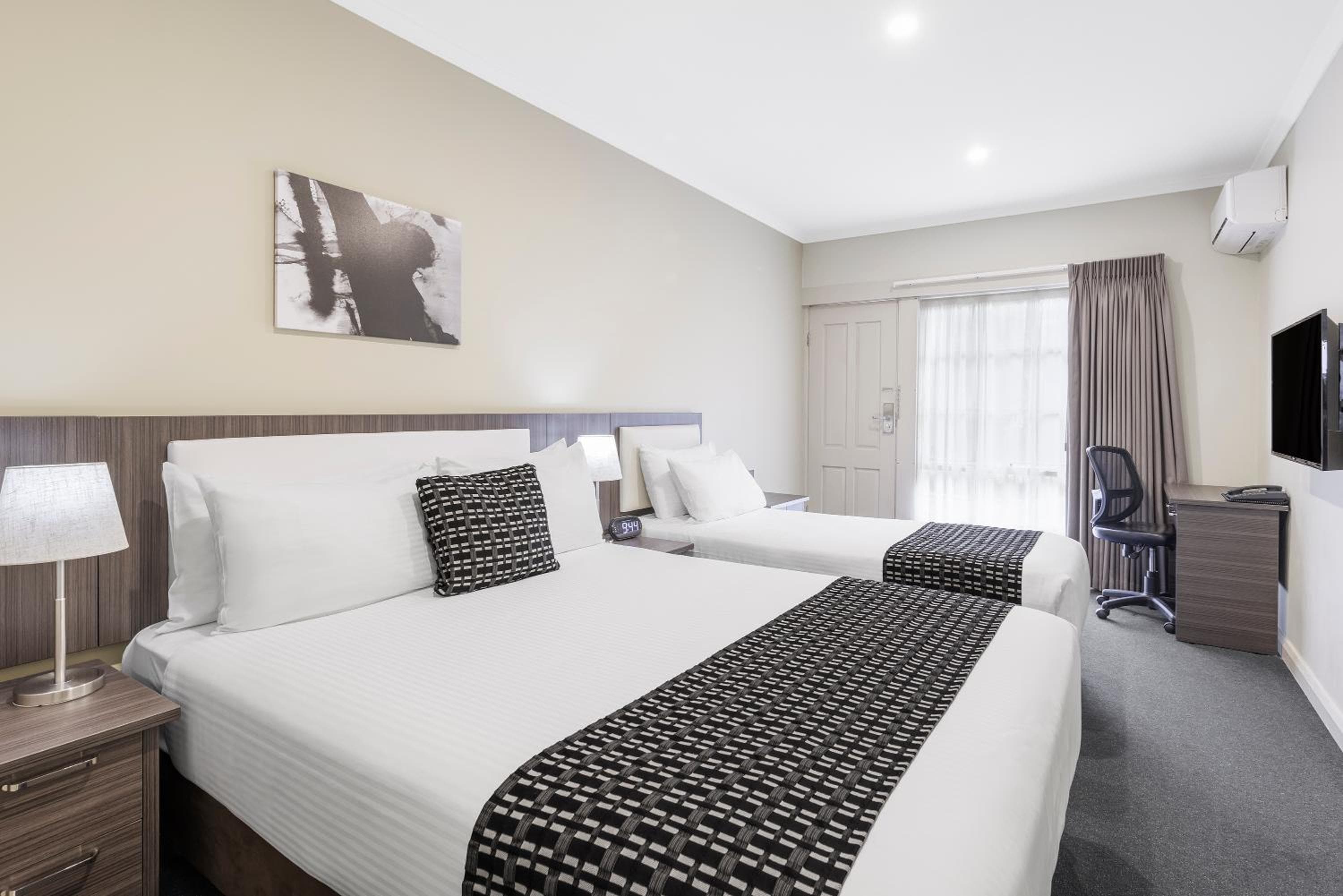 Quality Hotel Melbourne Airport