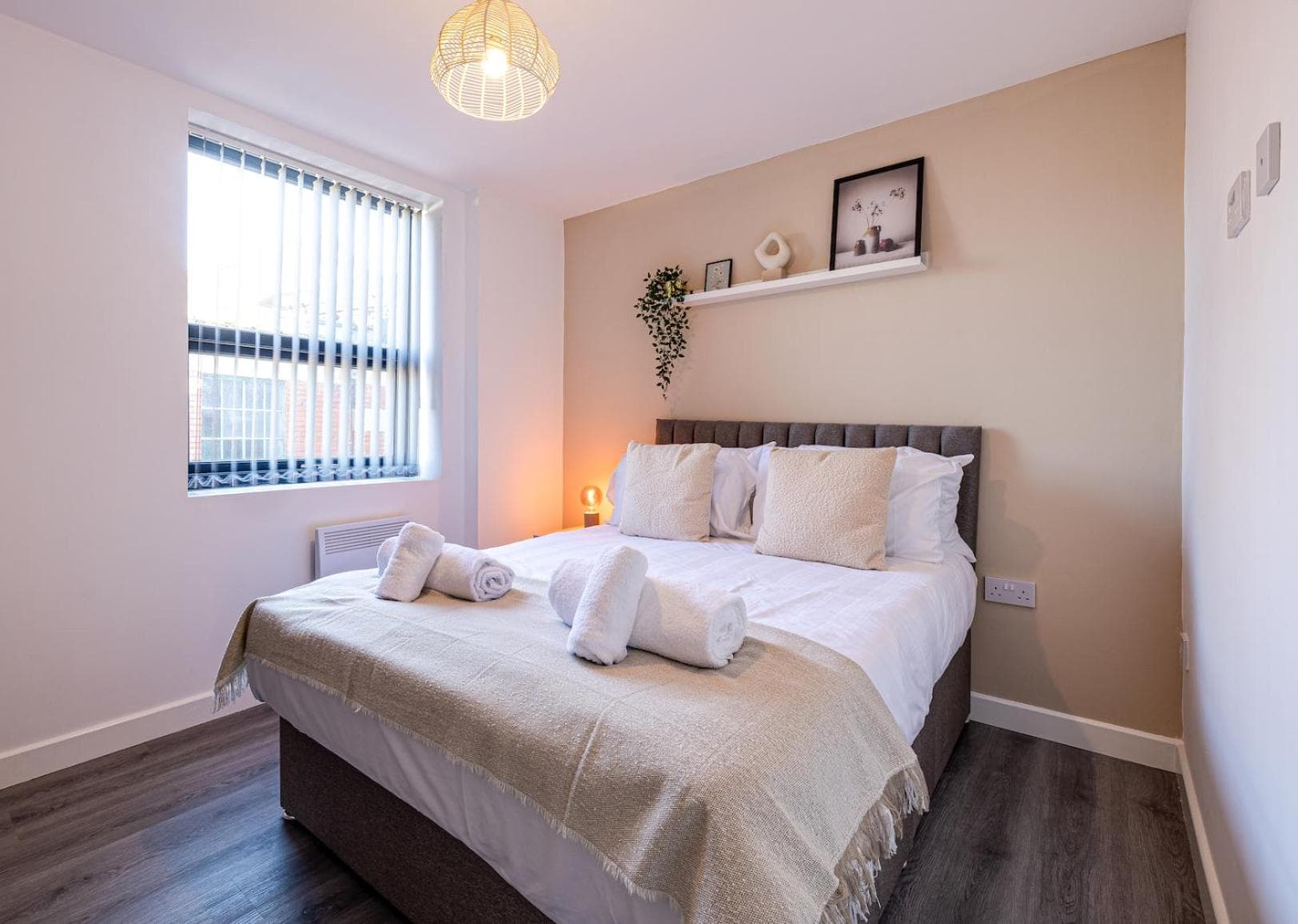 Stunning 1 bed apartment in the heart of Stockport