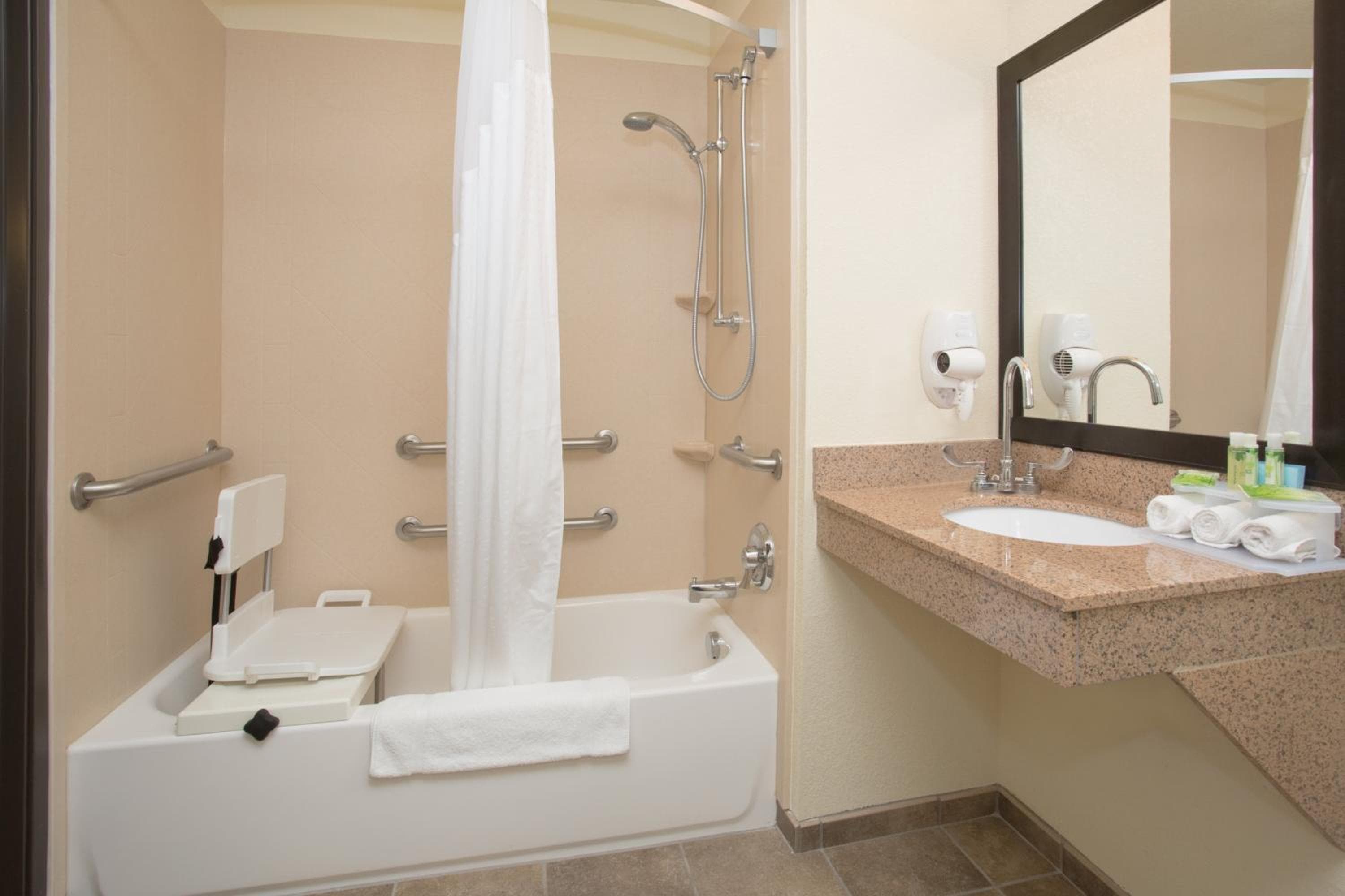 Holiday Inn Express & Suites Truth or Consequences by IHG - Newly Renovated