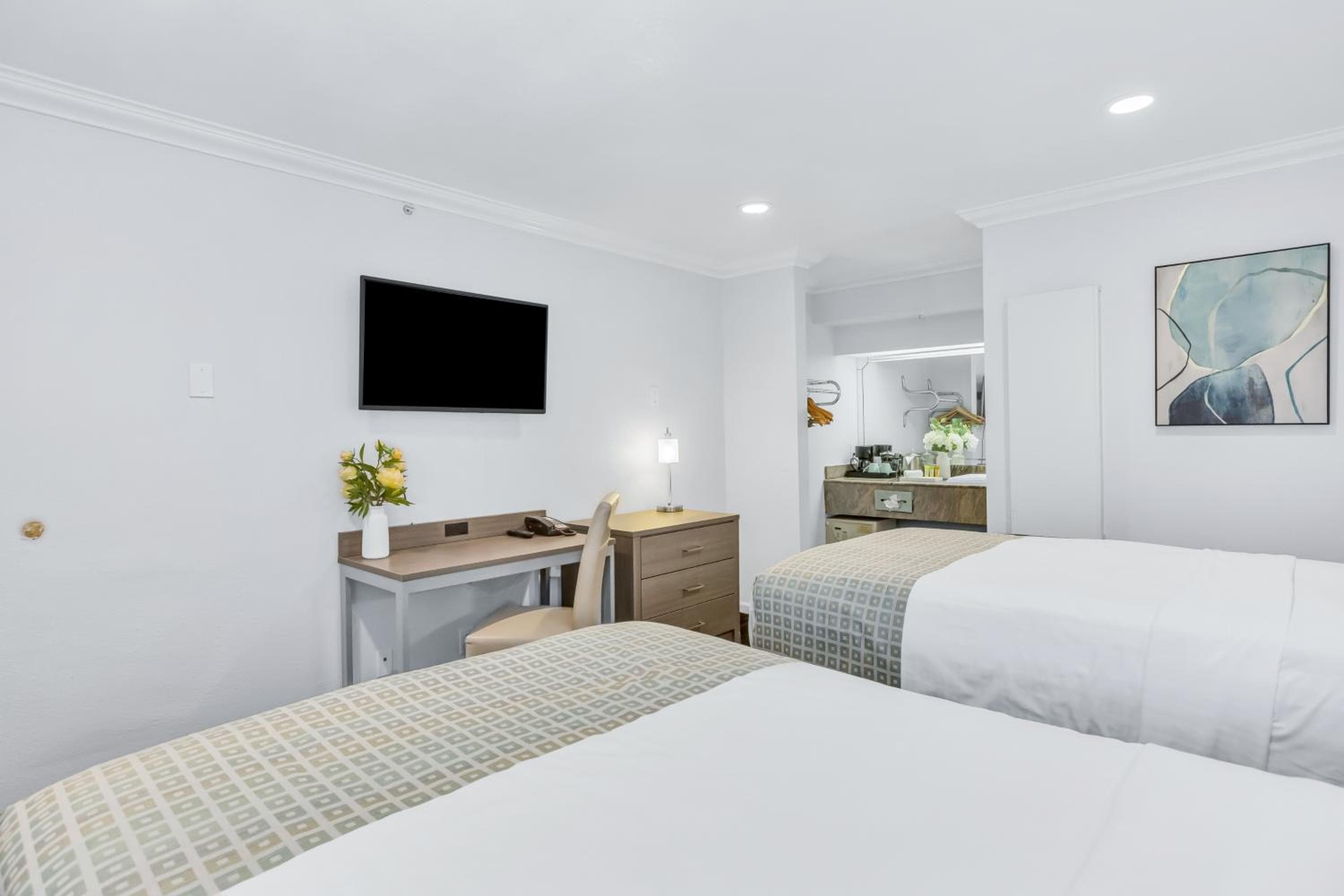 Napa Valley Hotel & Suites
