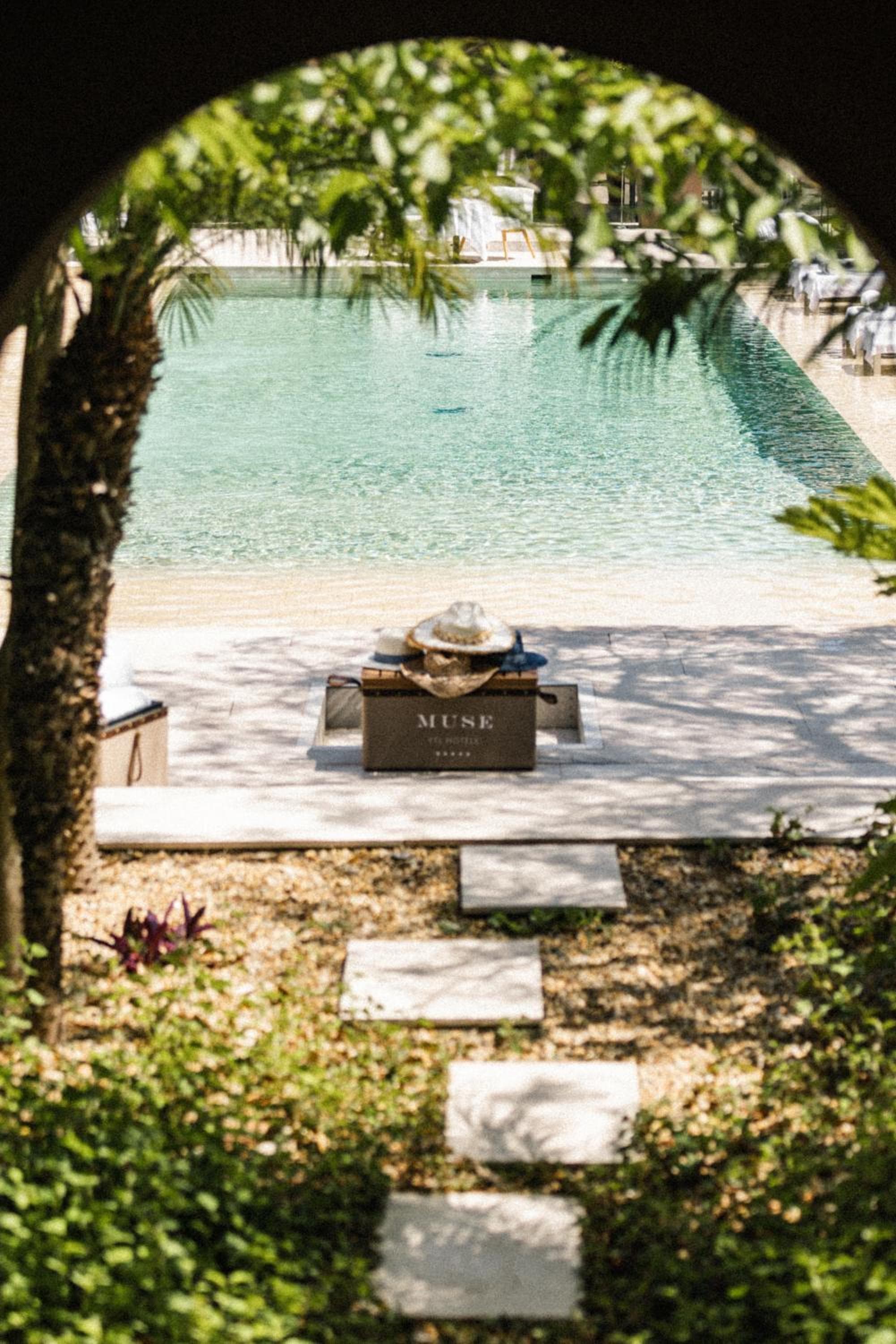 swimming pool