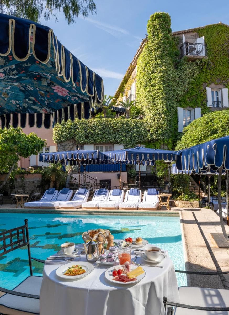 restaurant
