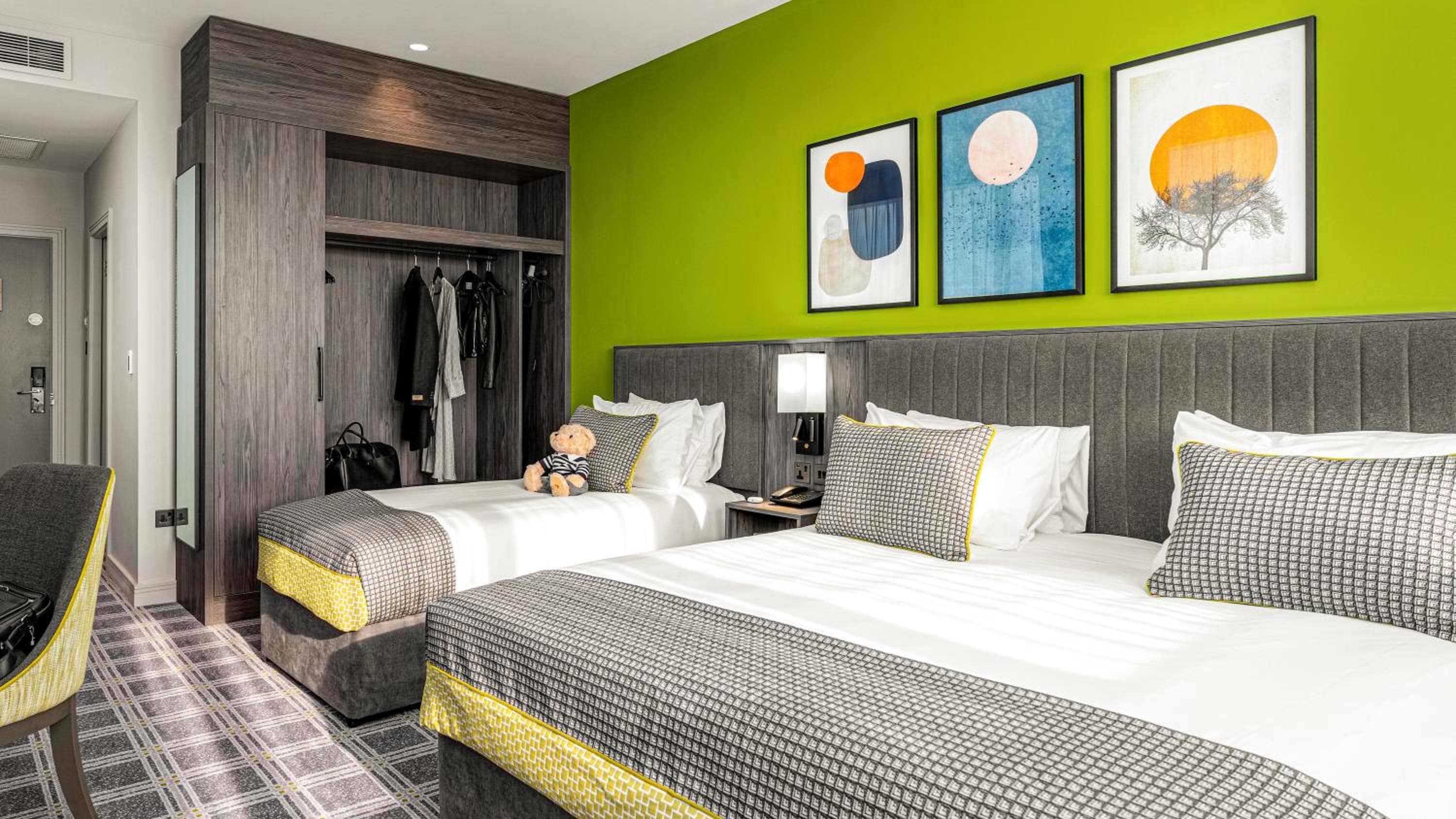Plaza Hotel Tallaght