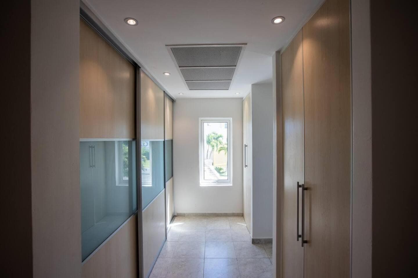 Garden View Condo in Maho