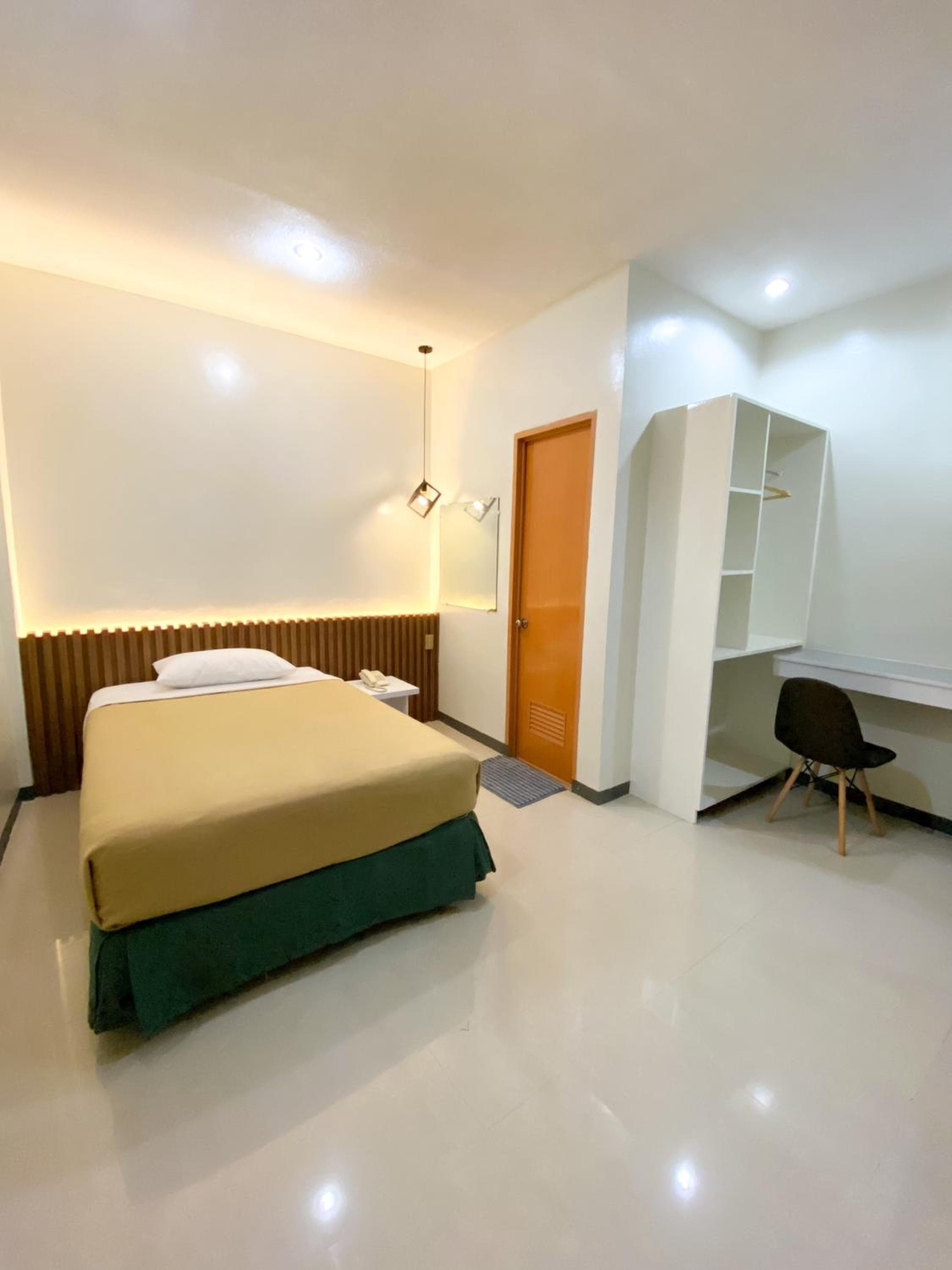 Ariano's Inn