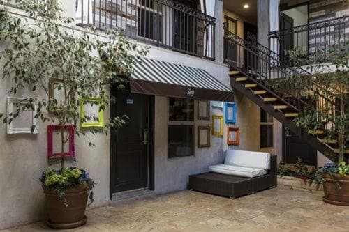 L.A. Sky Boutique Hotel