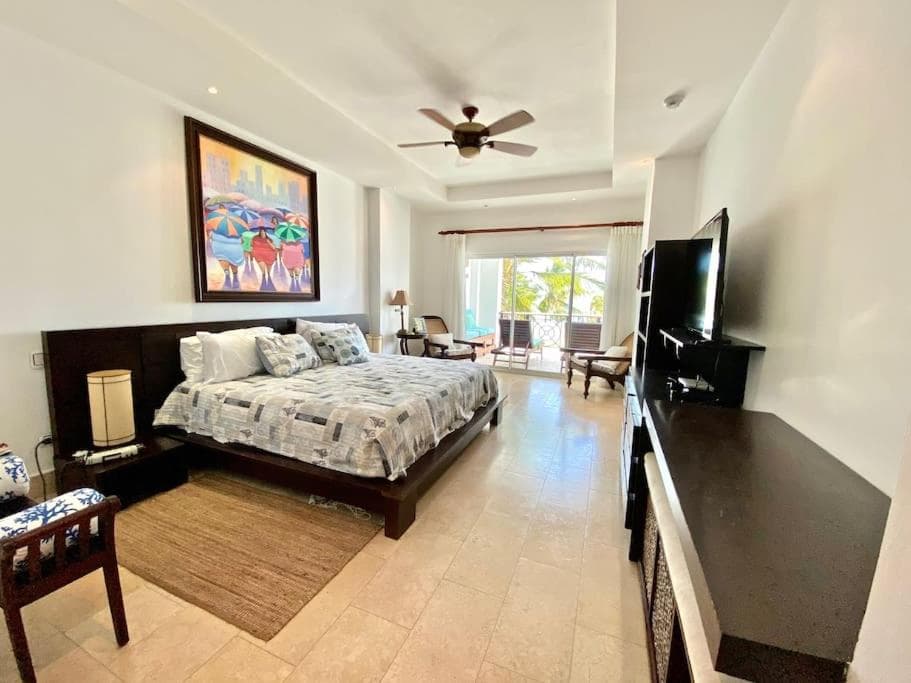 Perfect Beach Condo Cap Cana Marina, Punta Cana