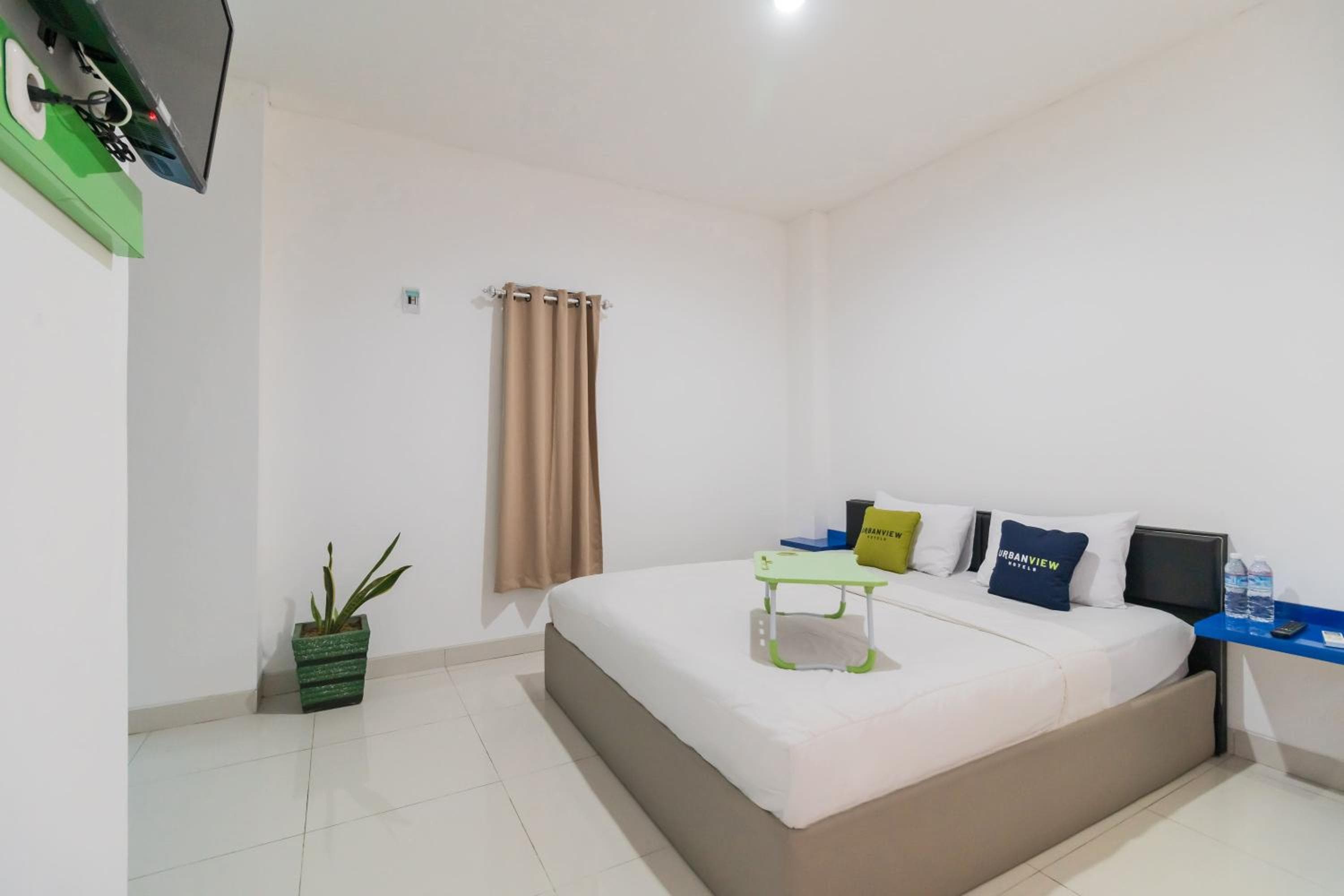 Urbanview Hotel Ephe Palembang by RedDoorz