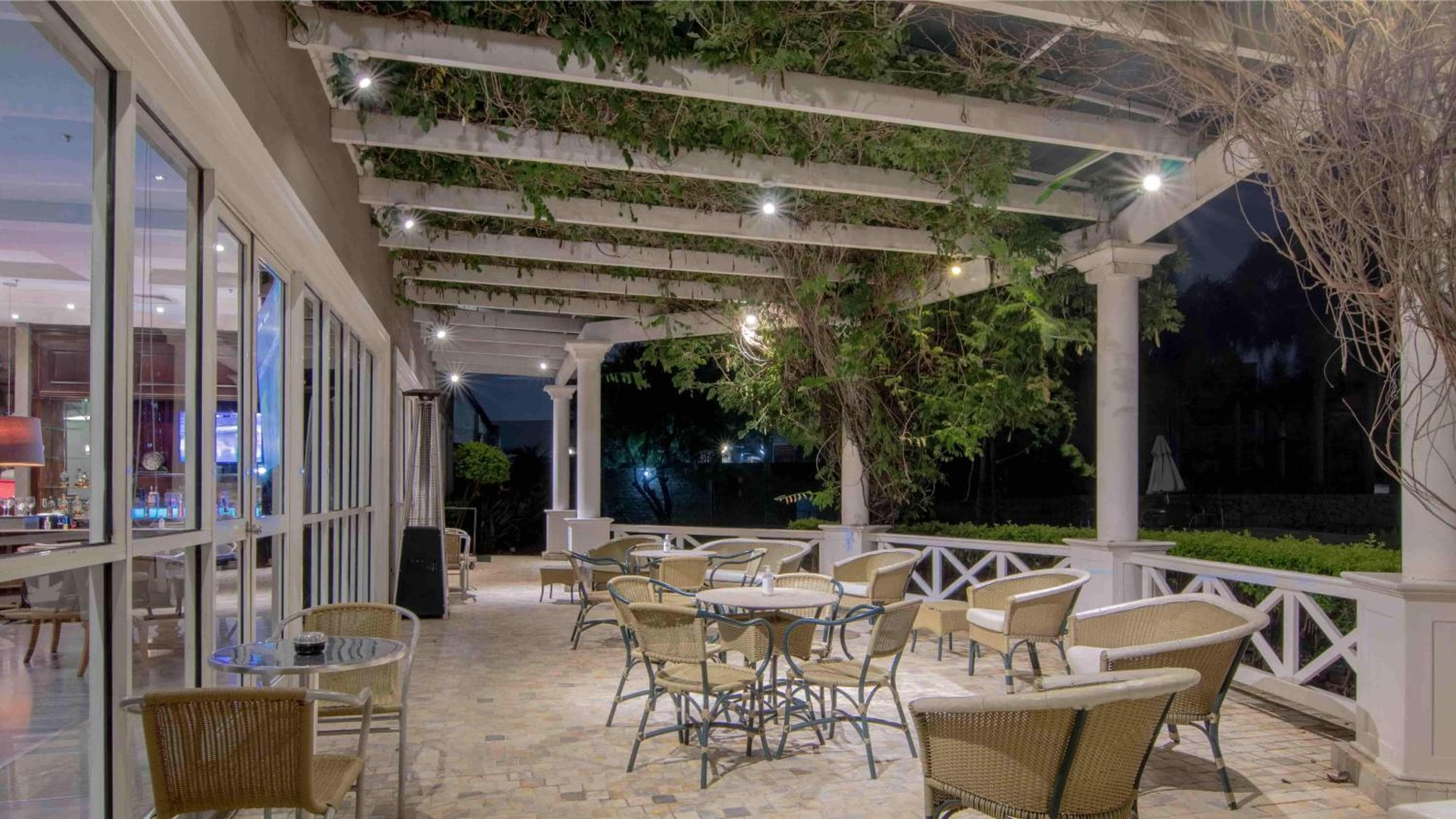 Hotel Deville Prime Porto Alegre