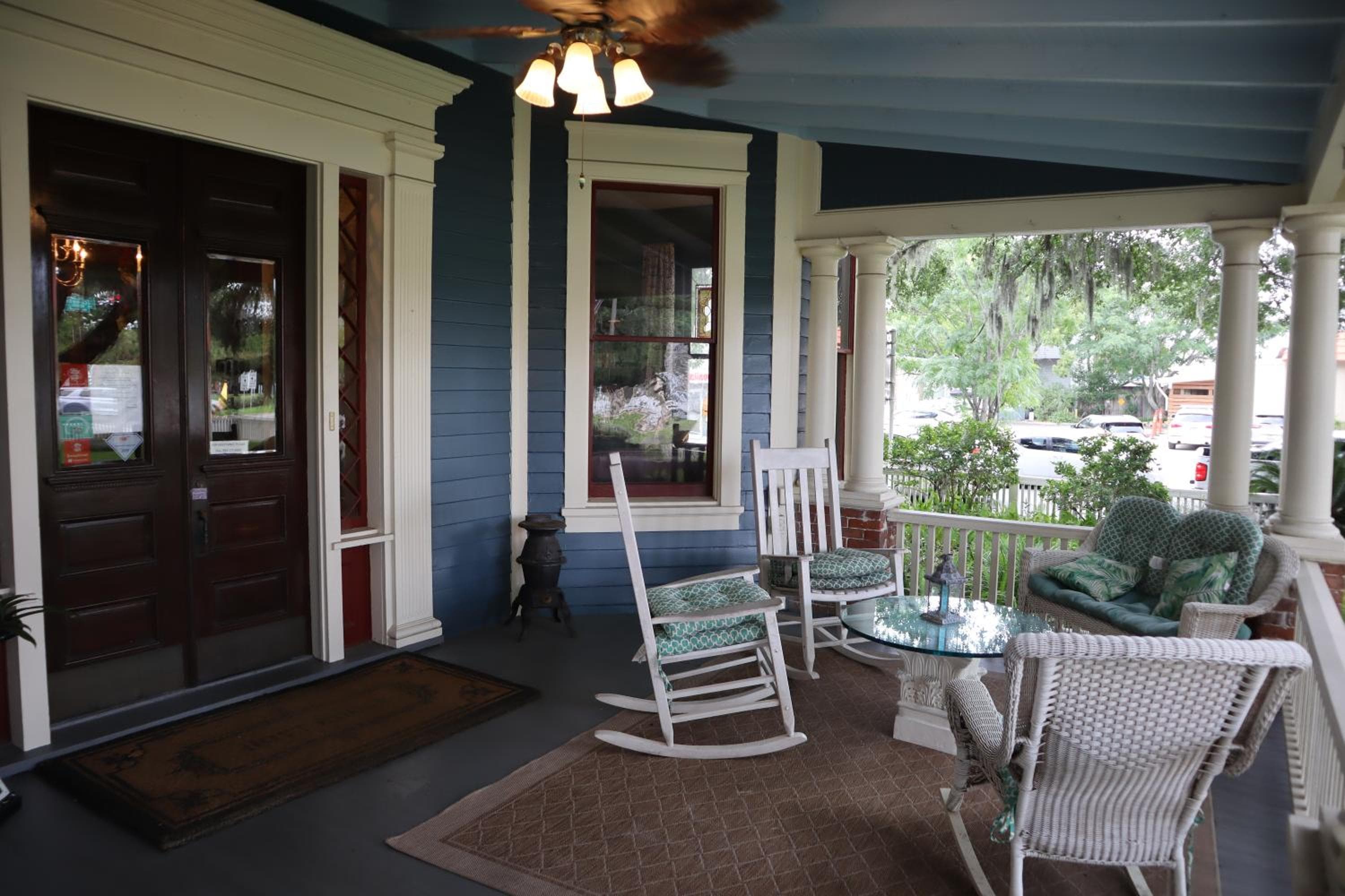 Hoyt House Luxury Bed & Breakfast