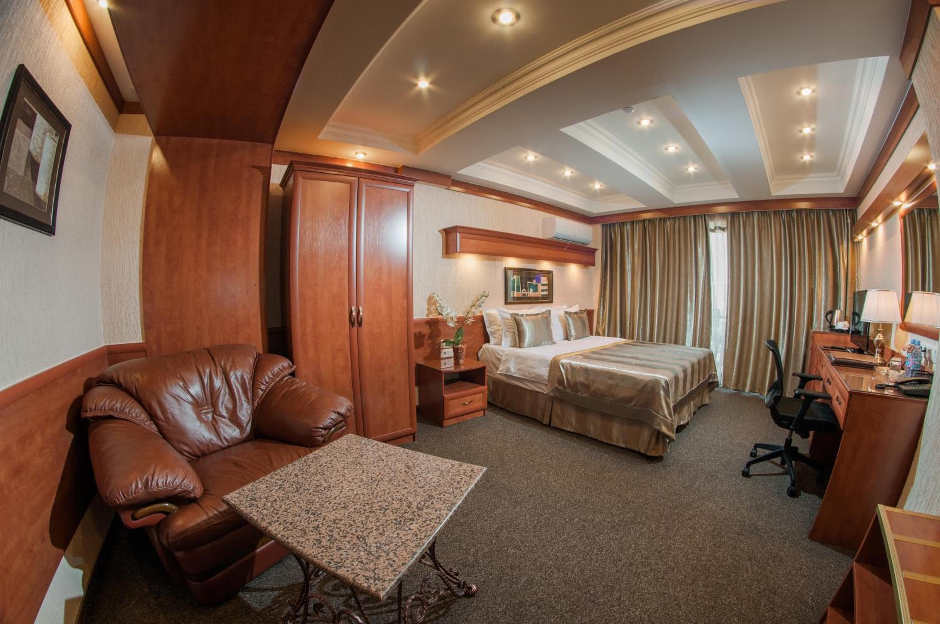Hotel Uyut Almaty