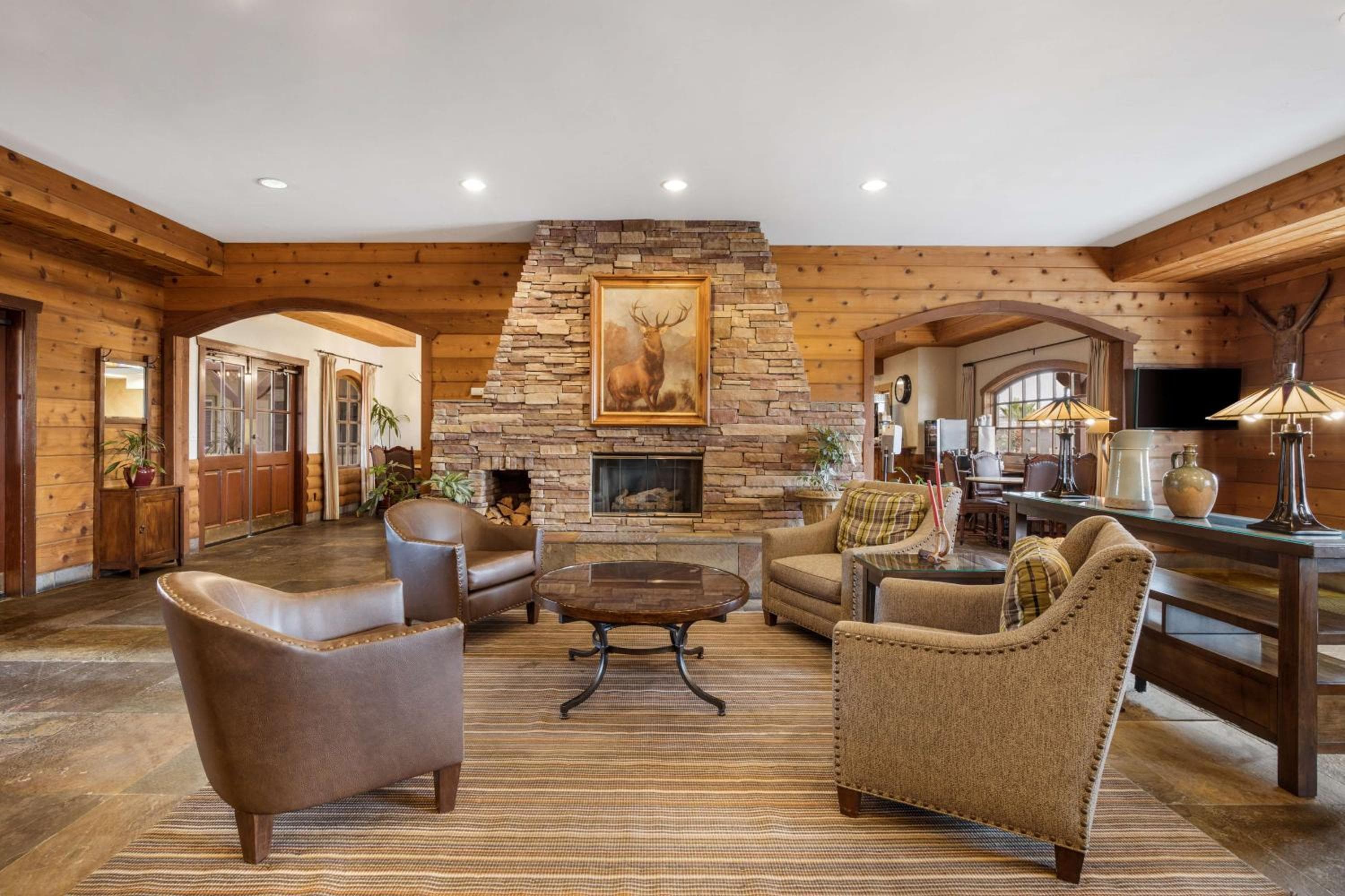 Best Western Corona Hotel & Suites
