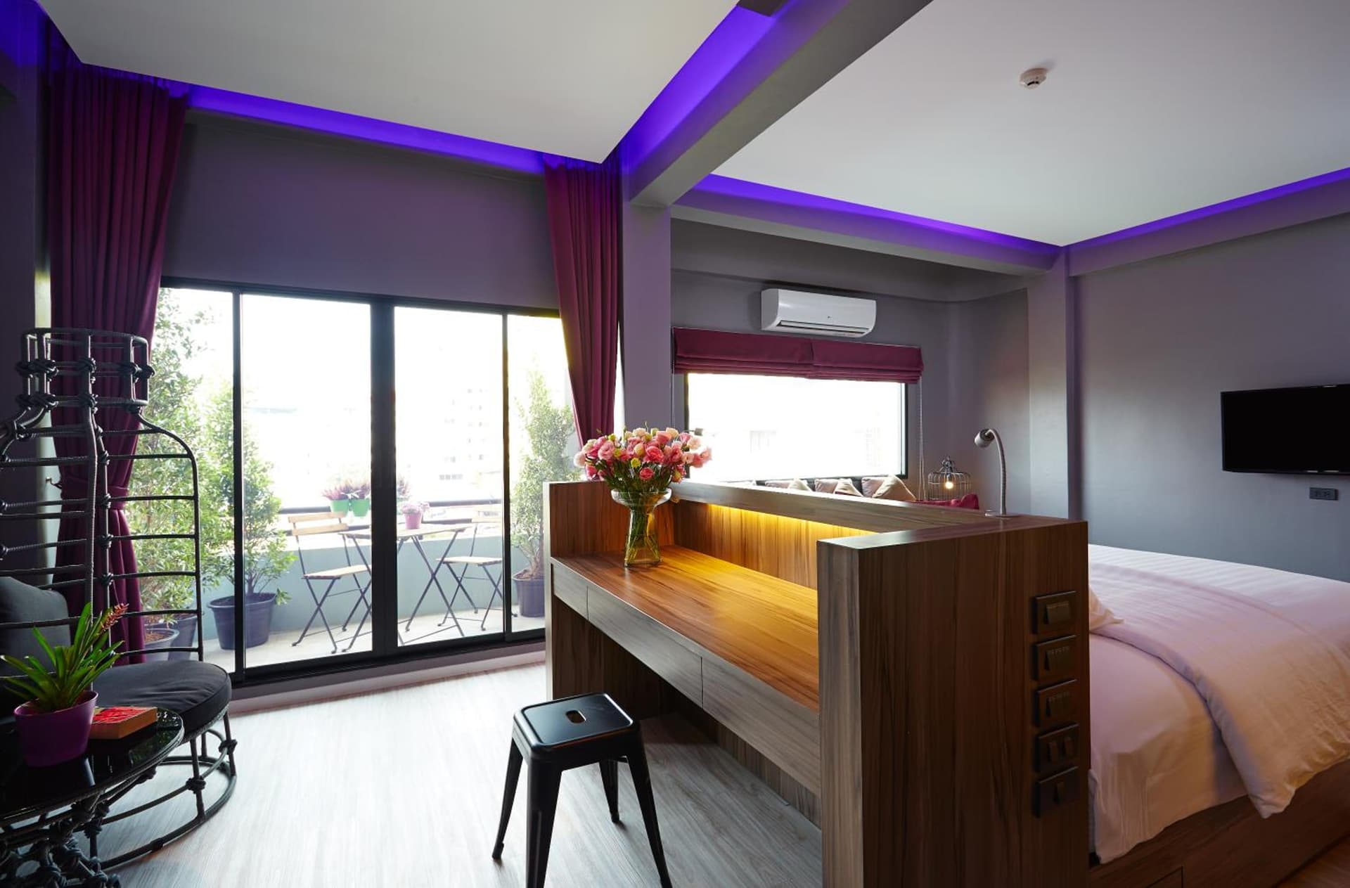 hotel room