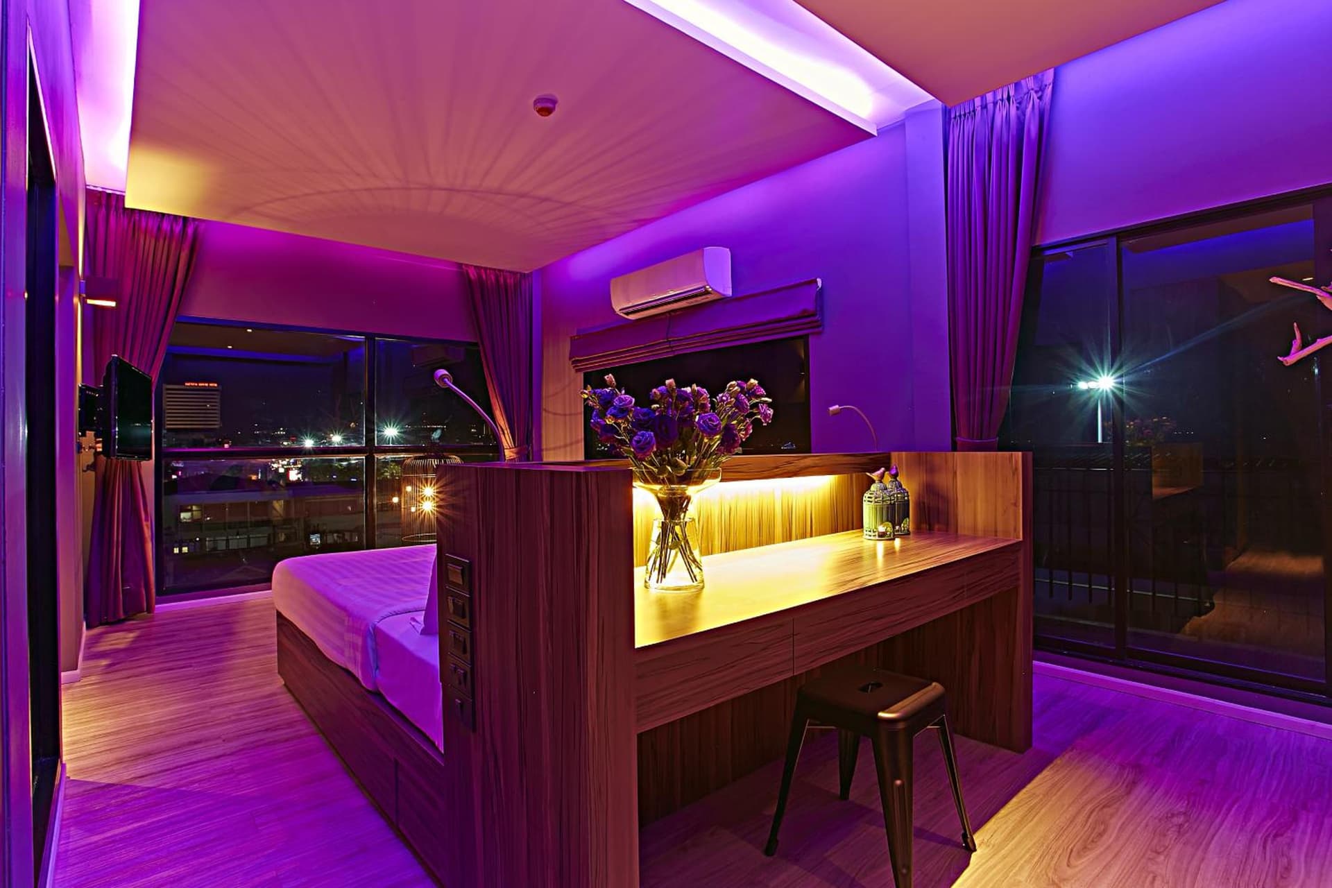 The Weekend Pattaya (Tweet Tweet Nest Pattaya)