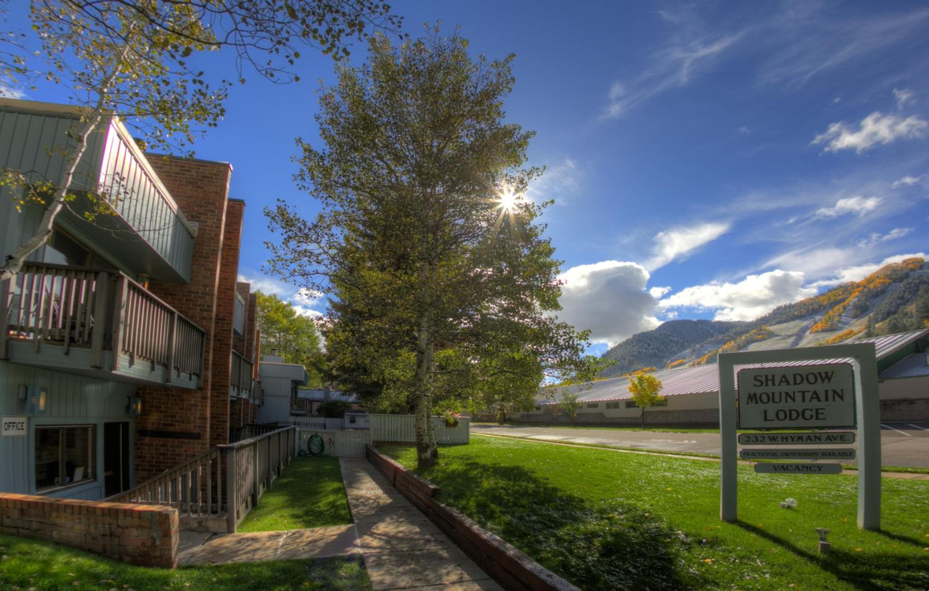Shadow Mountain Lodge