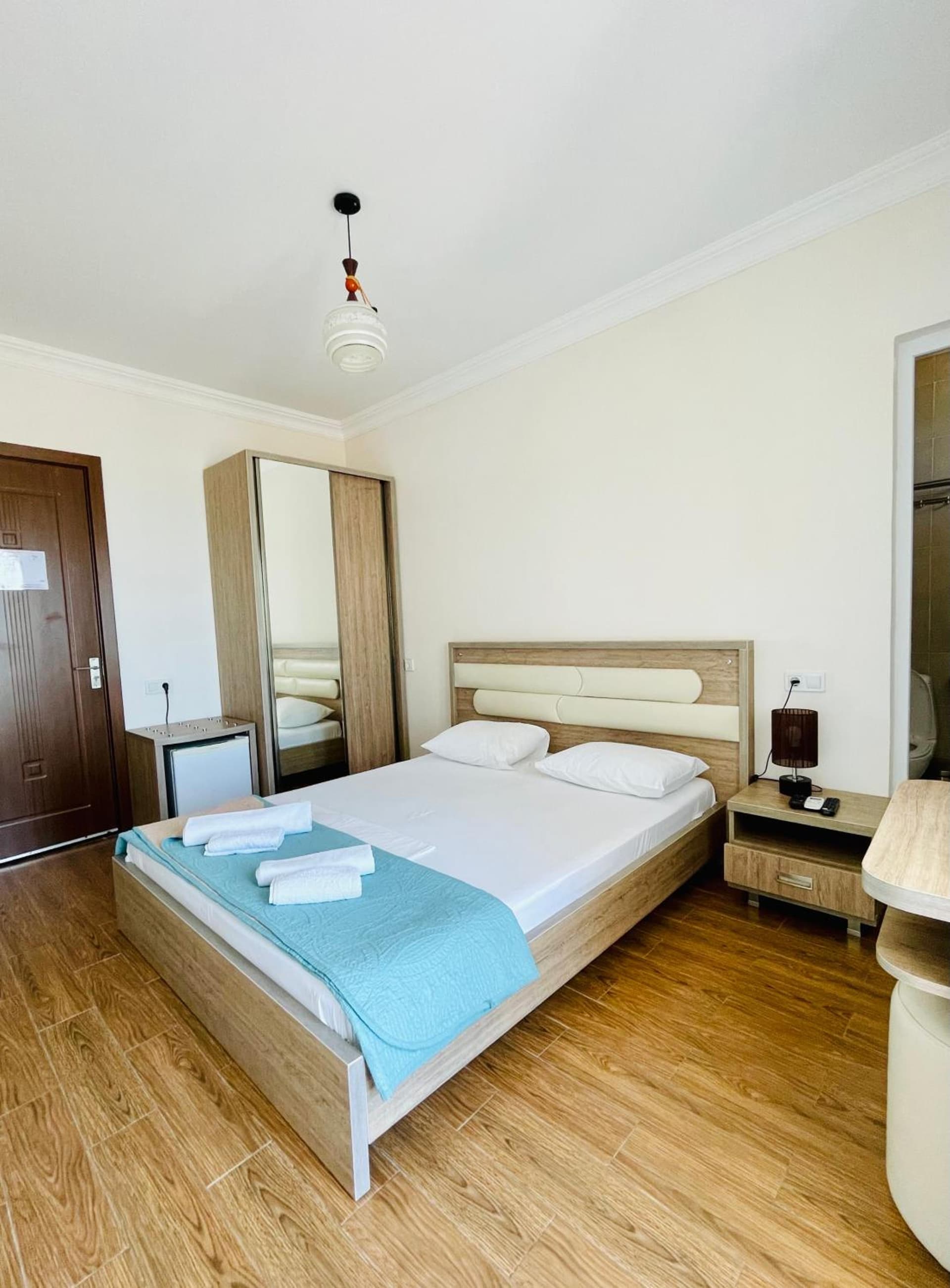 Sea Line Hotel