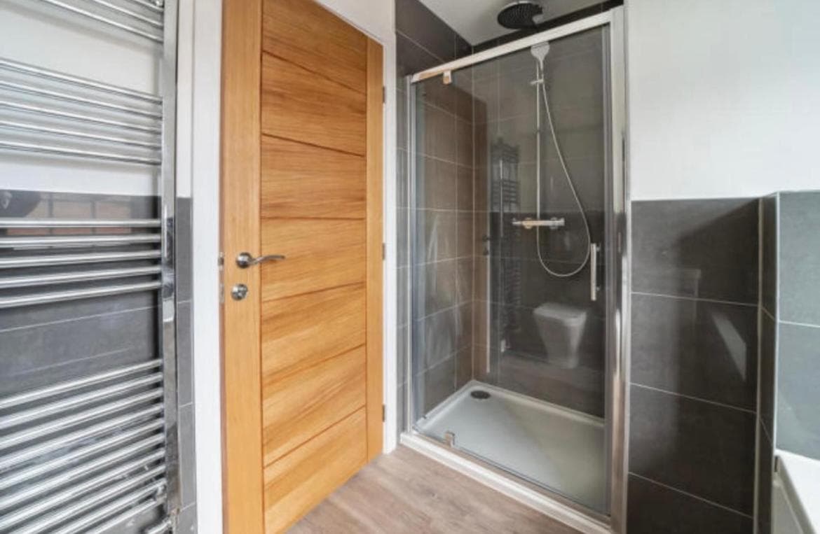 Stunning New Townhouse in the Heart of Warwick