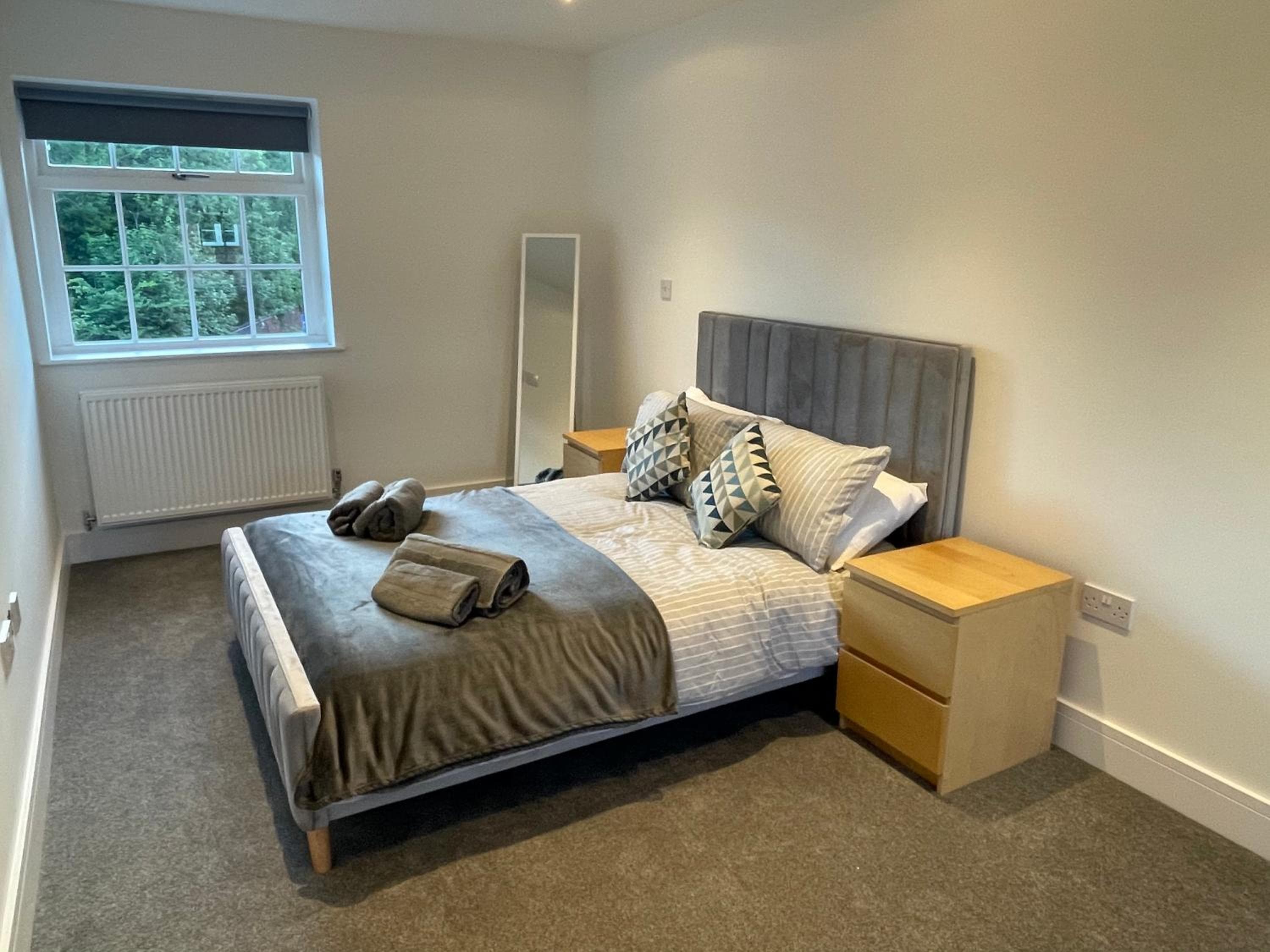 Stunning New Townhouse in the Heart of Warwick