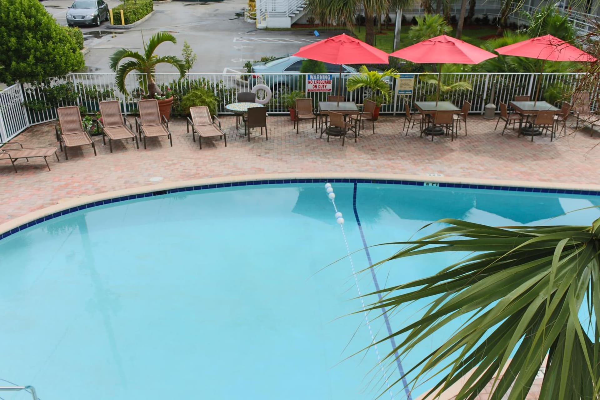 Collins Hotel
