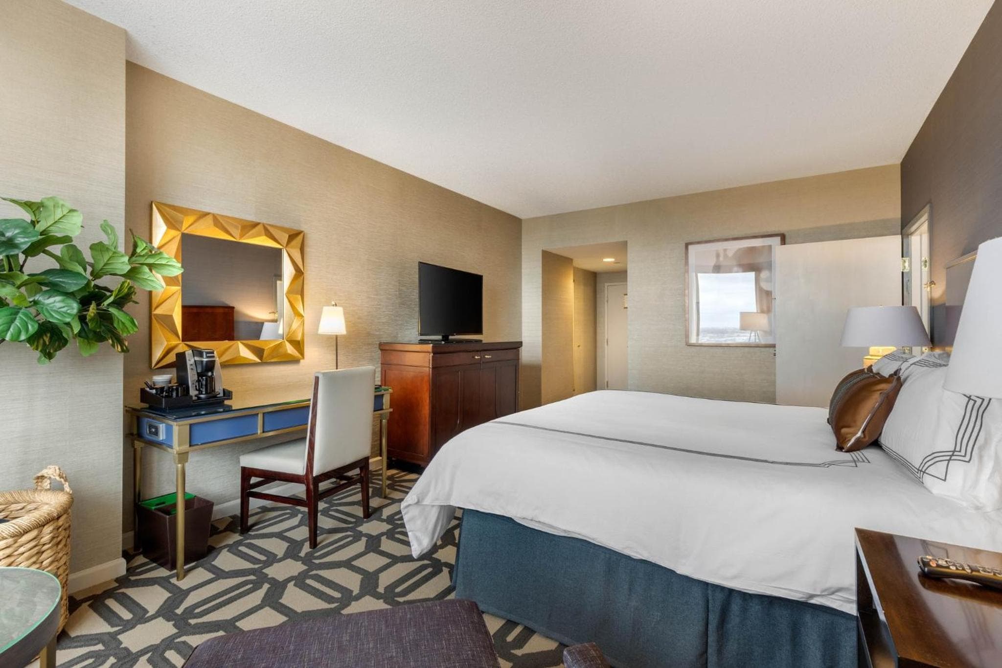 Omni Richmond Hotel