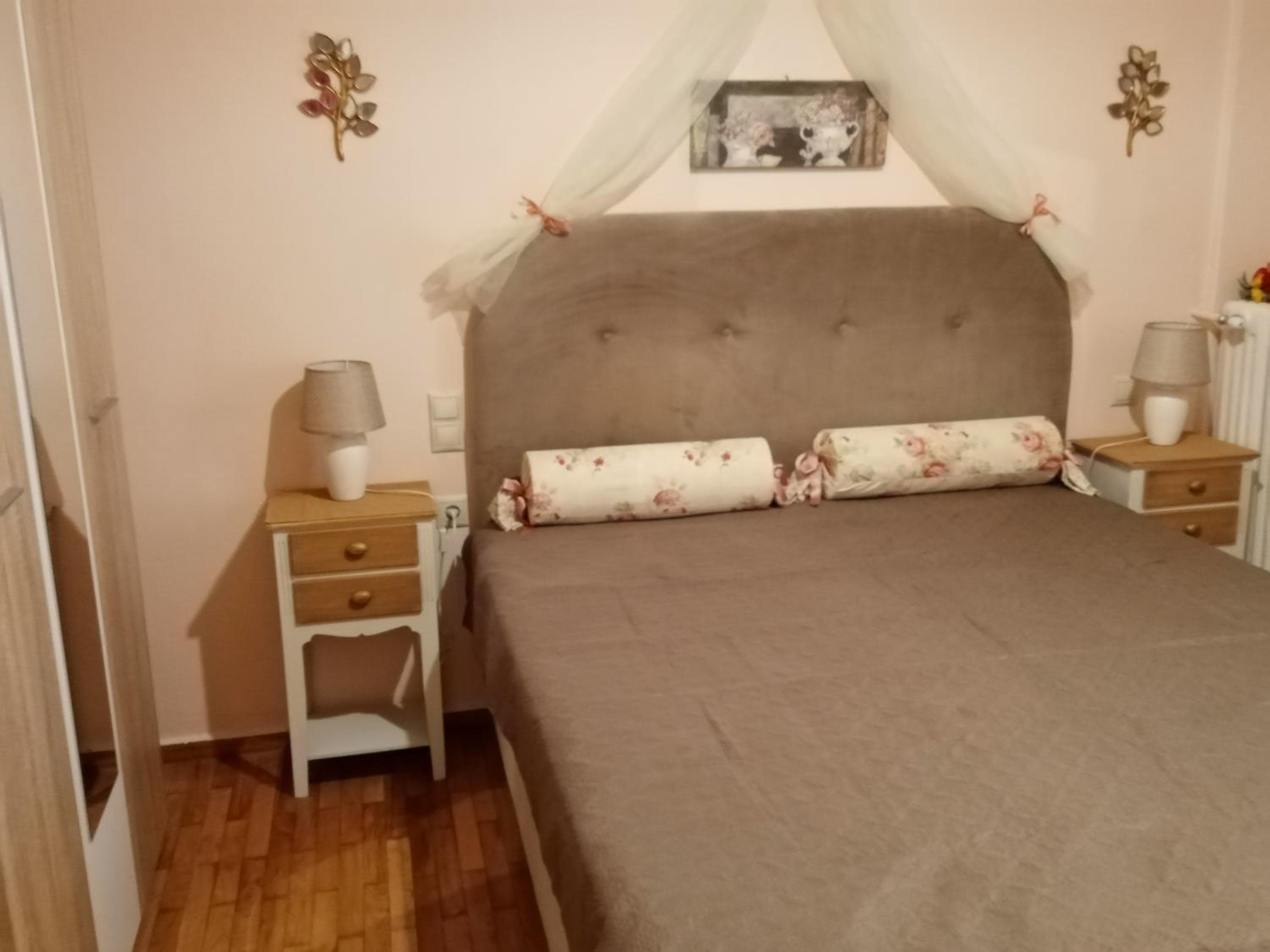 Ennie's place