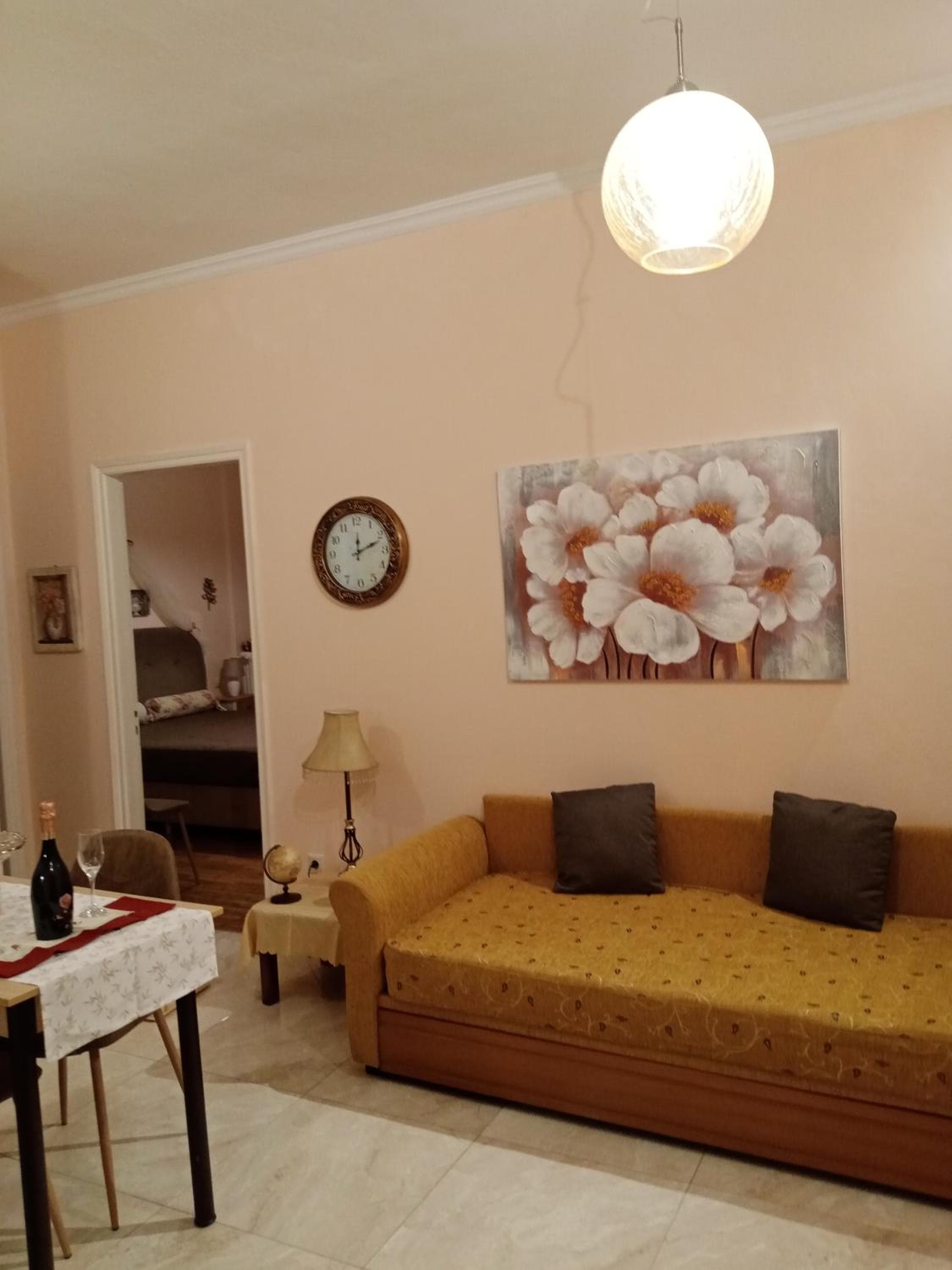 Ennie's place