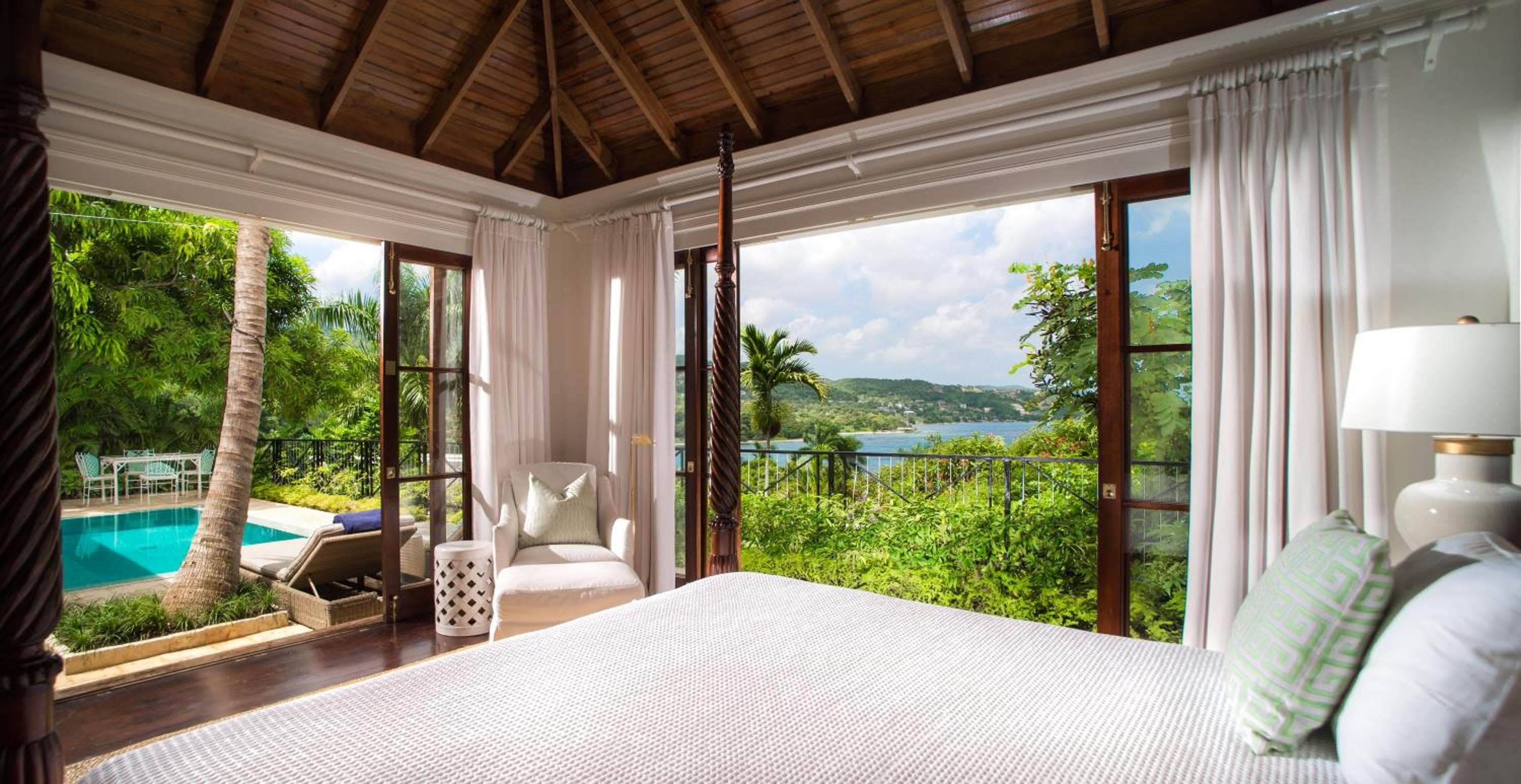 Round Hill Hotel & Villas