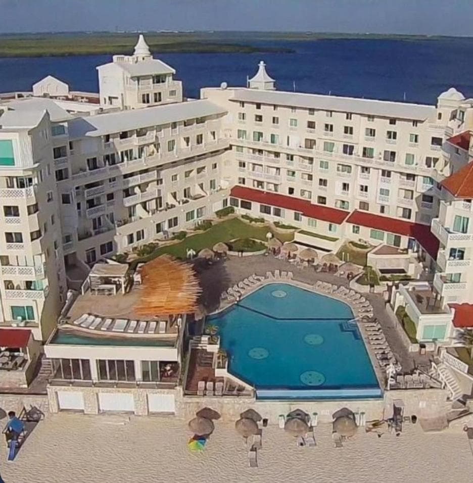 Cancun Plaza Condo Ocean front