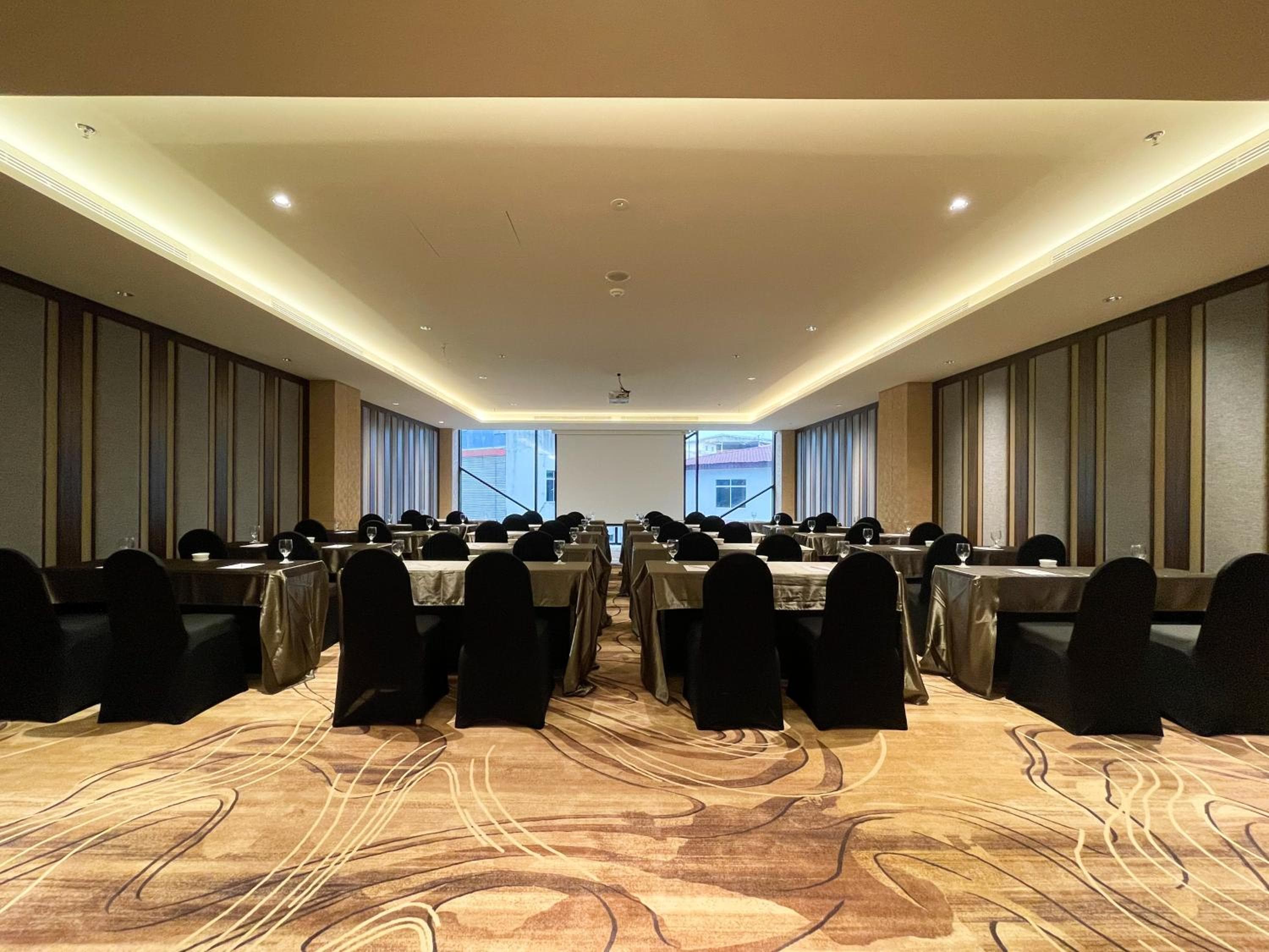 ARTOTEL Batam