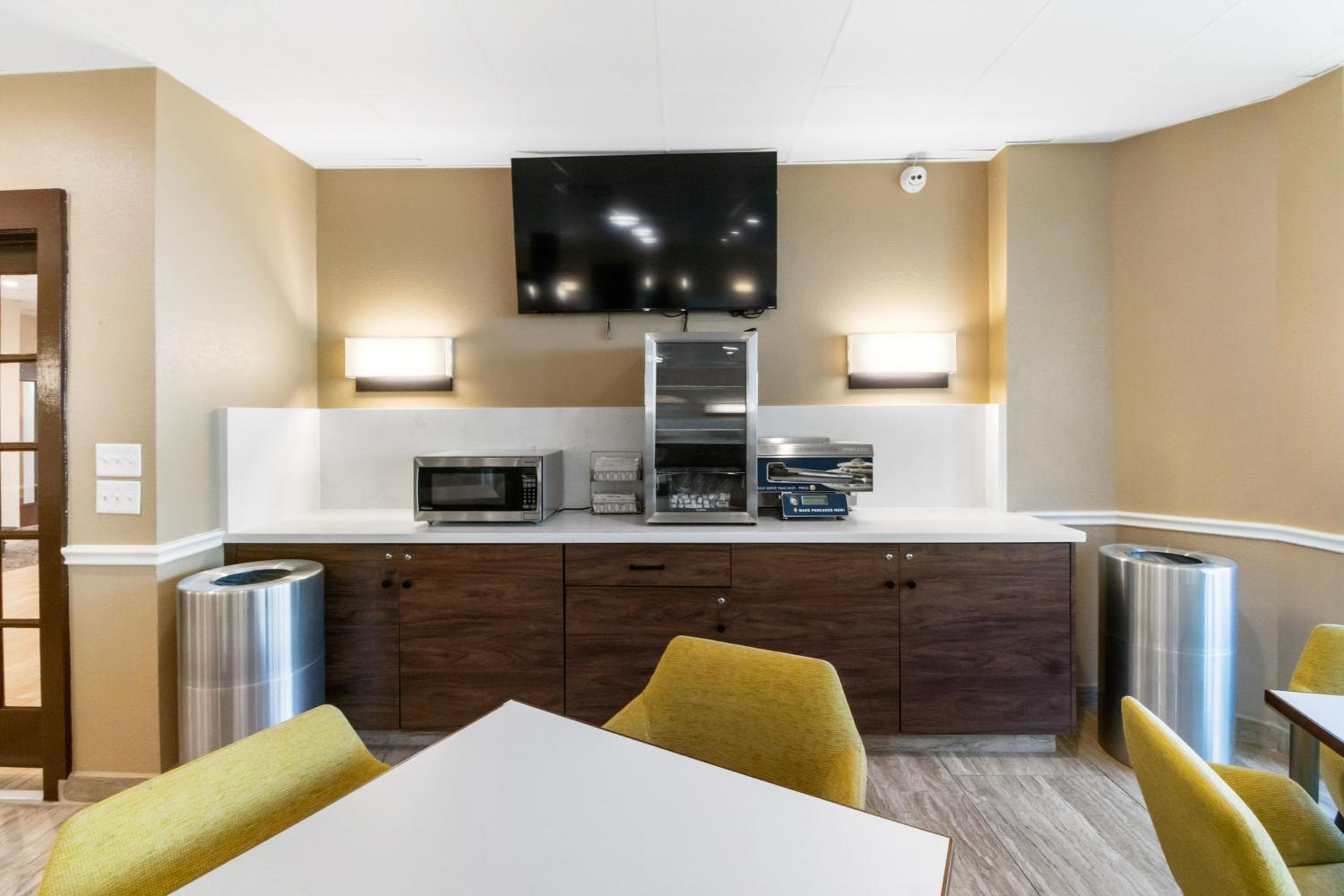 Beachfront Palms Resort Galveston, an Ascend Collection Hotel