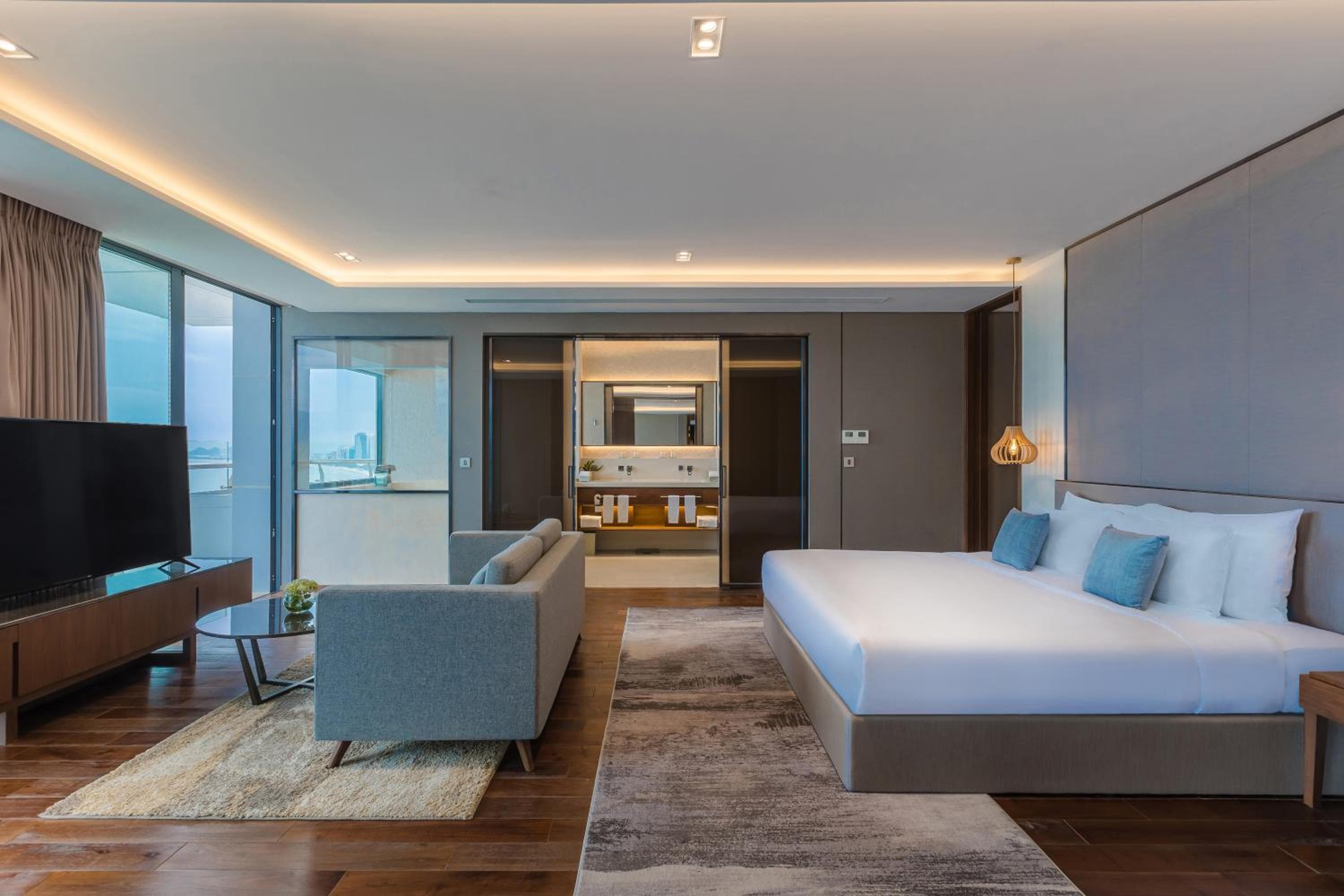 Prince Hotel Da Nang