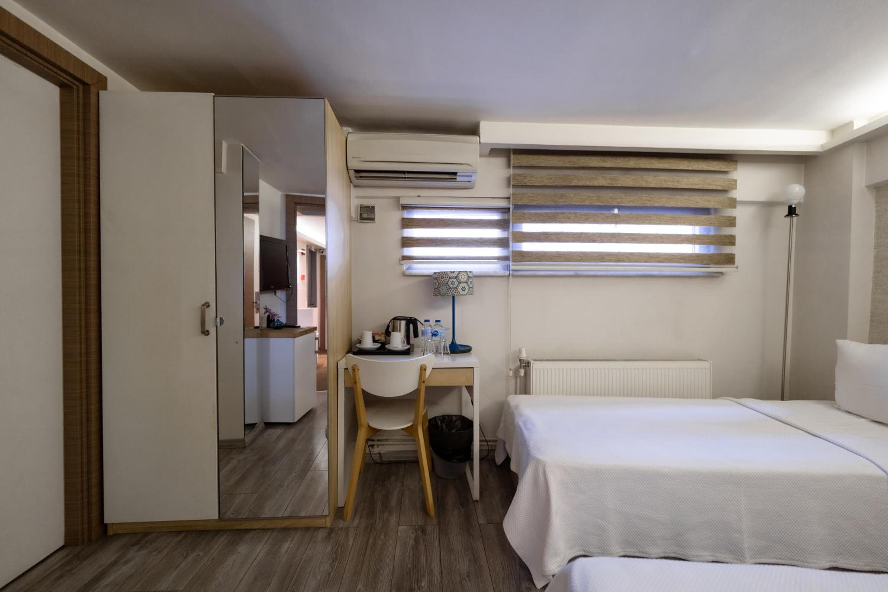 Elanaz Hotel
