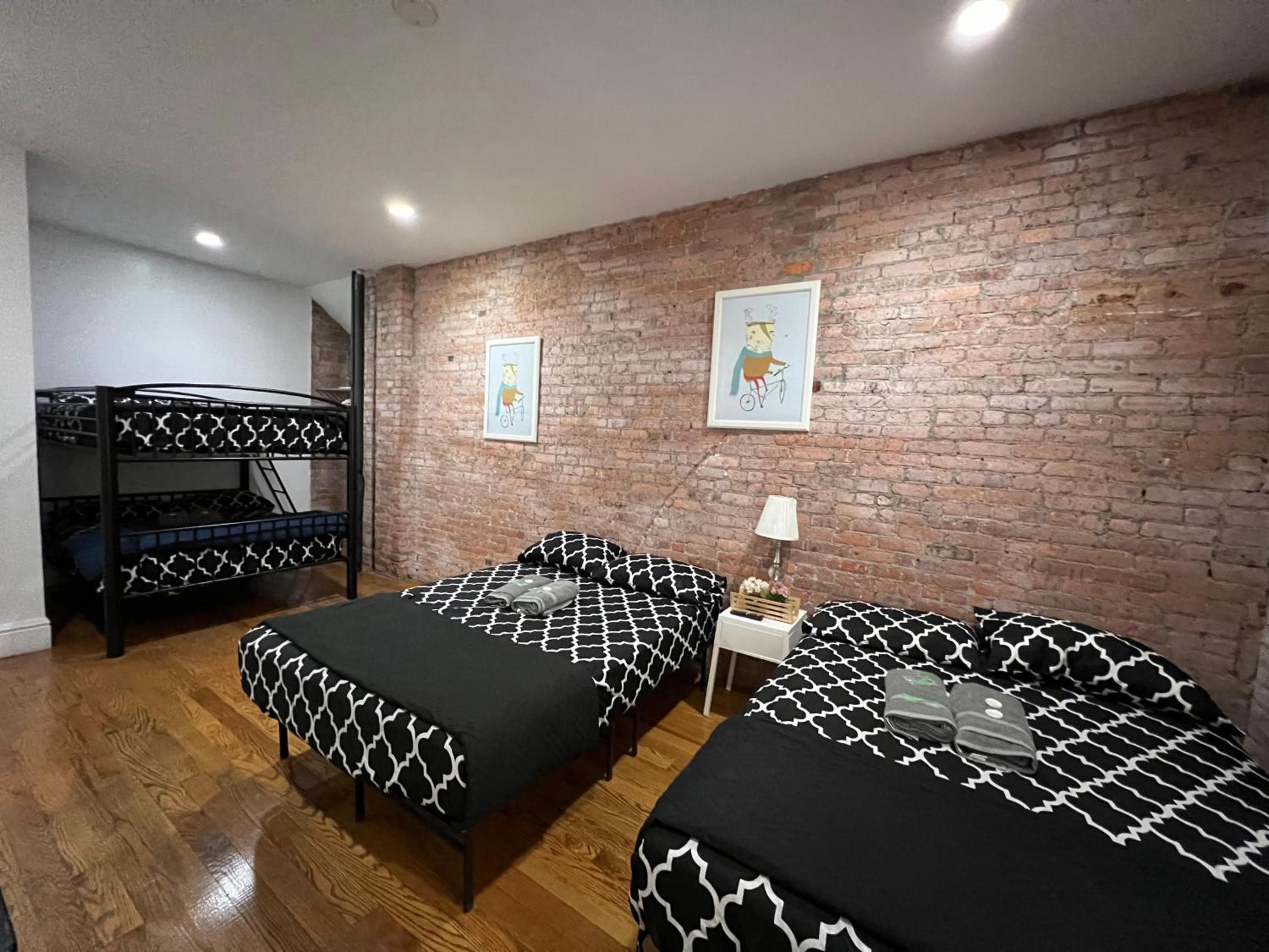 31 Street Broadway Hotel