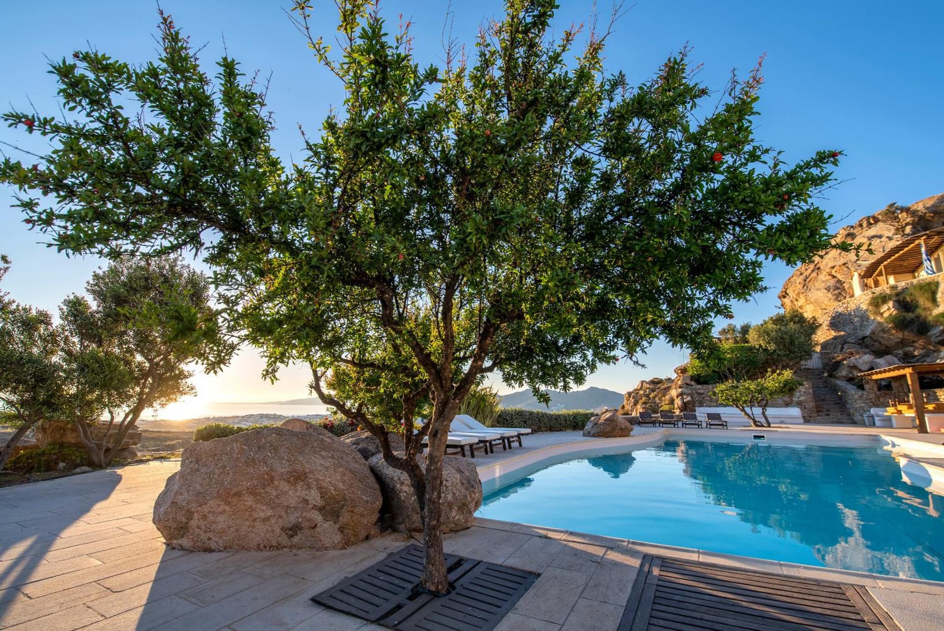 Hyperion Villa by LLB Mykonos