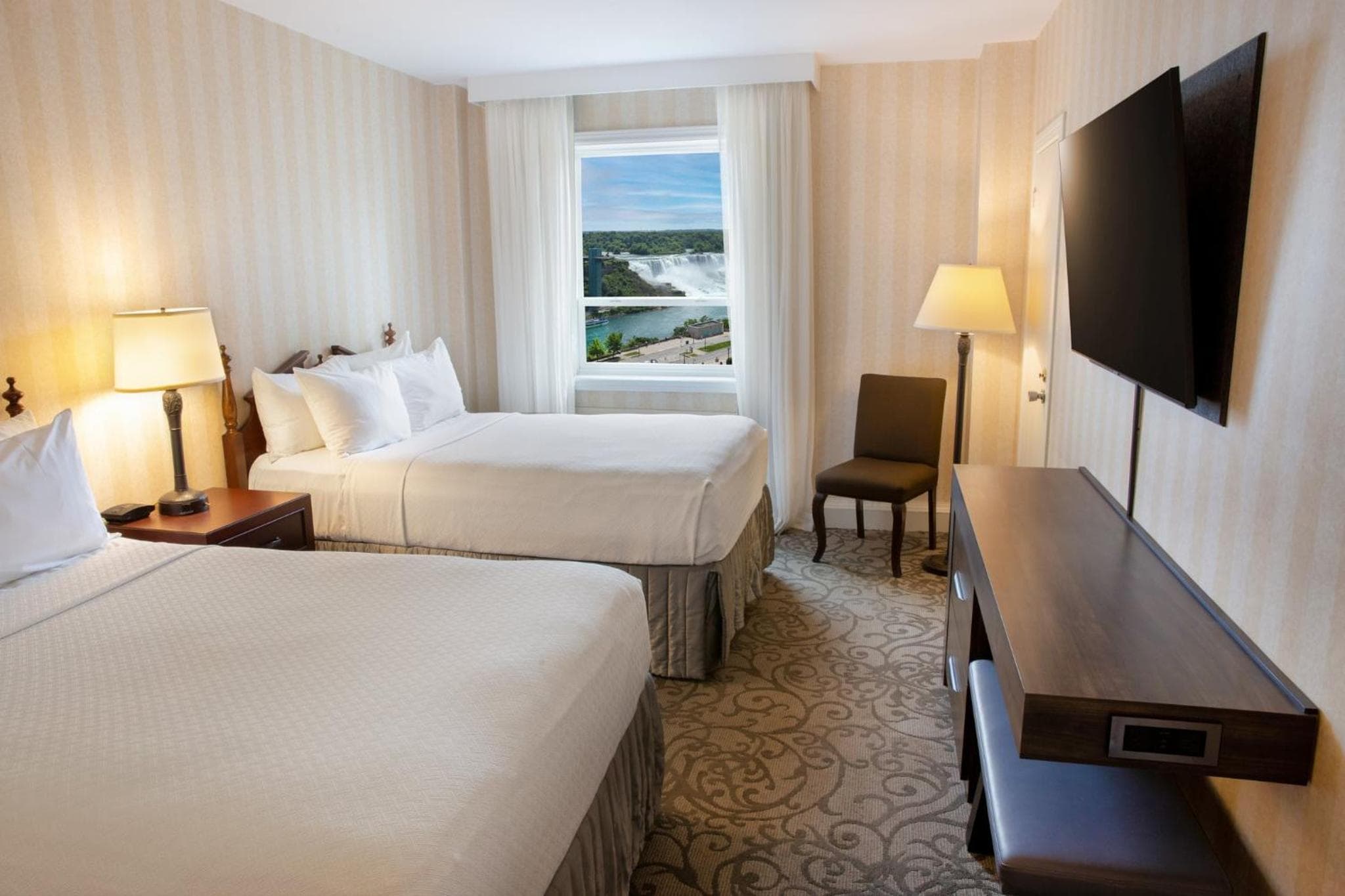 The Brock Niagara Falls Fallsview, Tapestry by Hilton