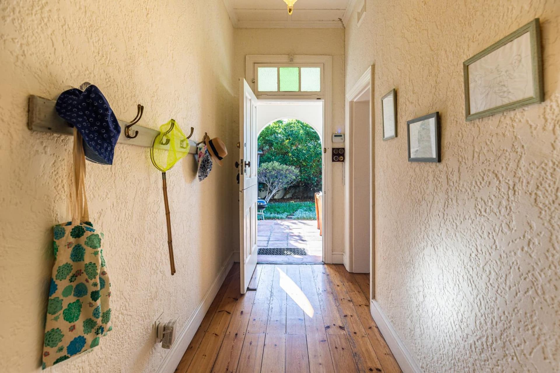 Zonnendal Family Home in charming Kalk Bay